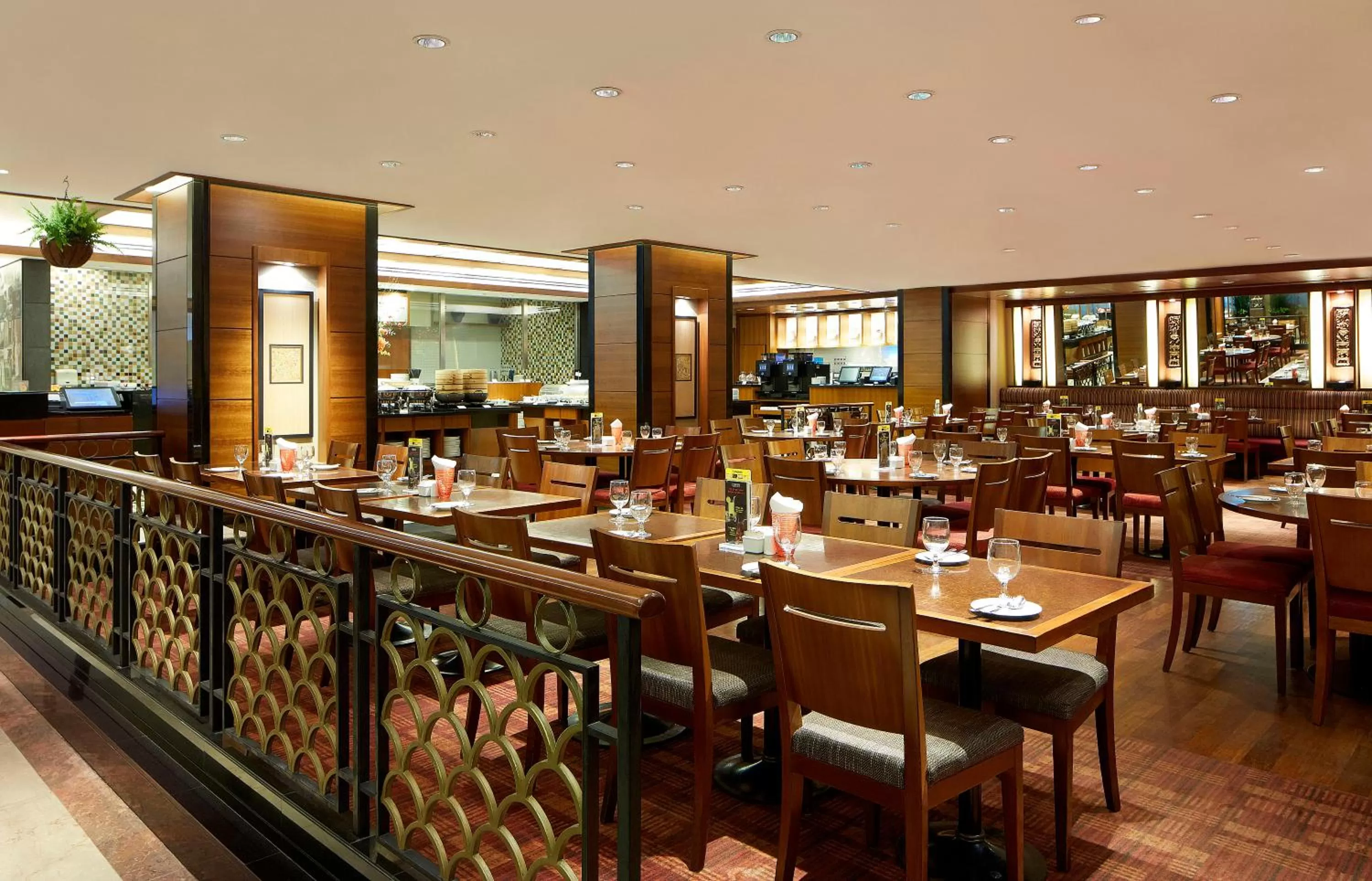 Restaurant/places to eat in Copthorne King's Hotel Singapore