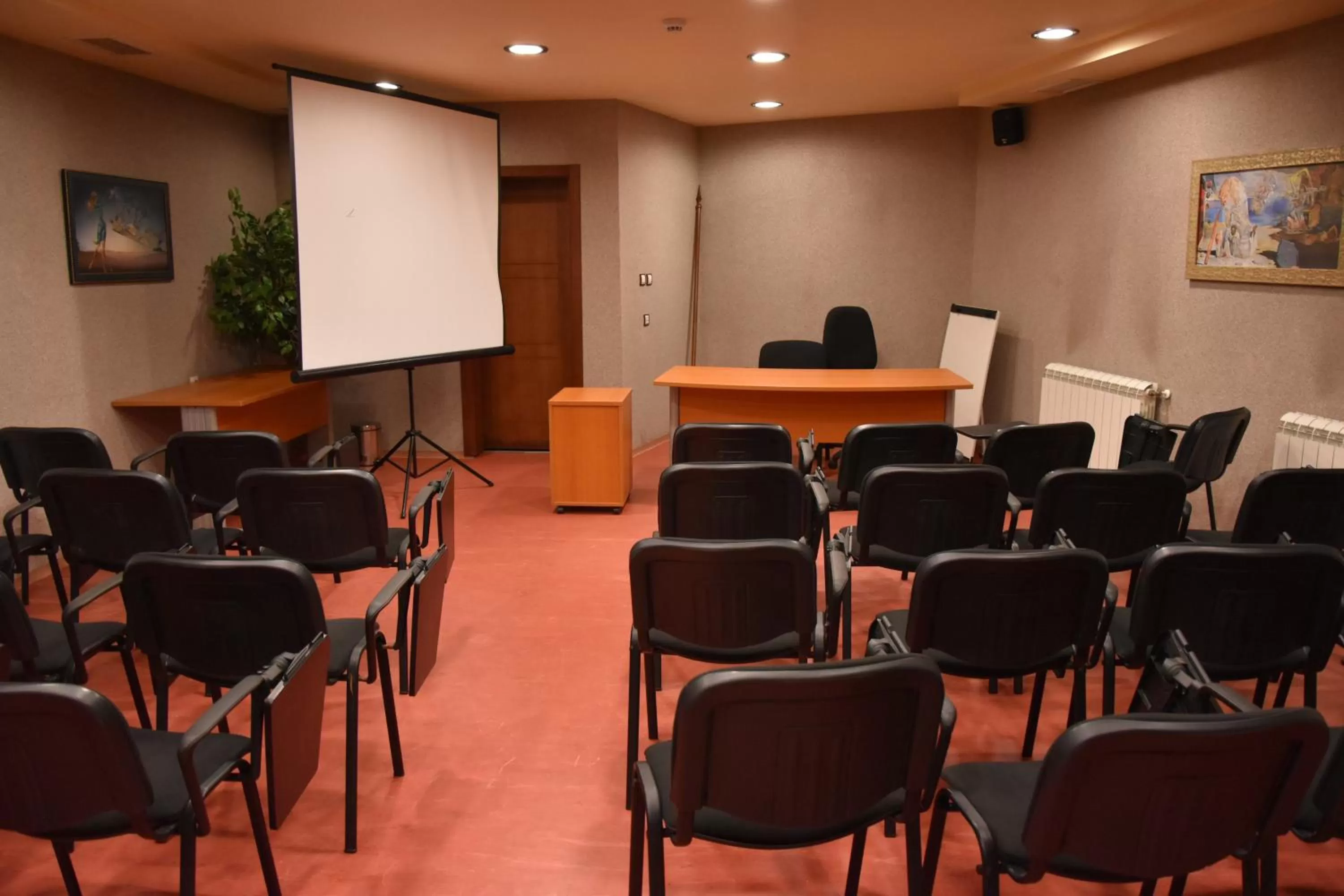 Business facilities in Martin Club Hotel