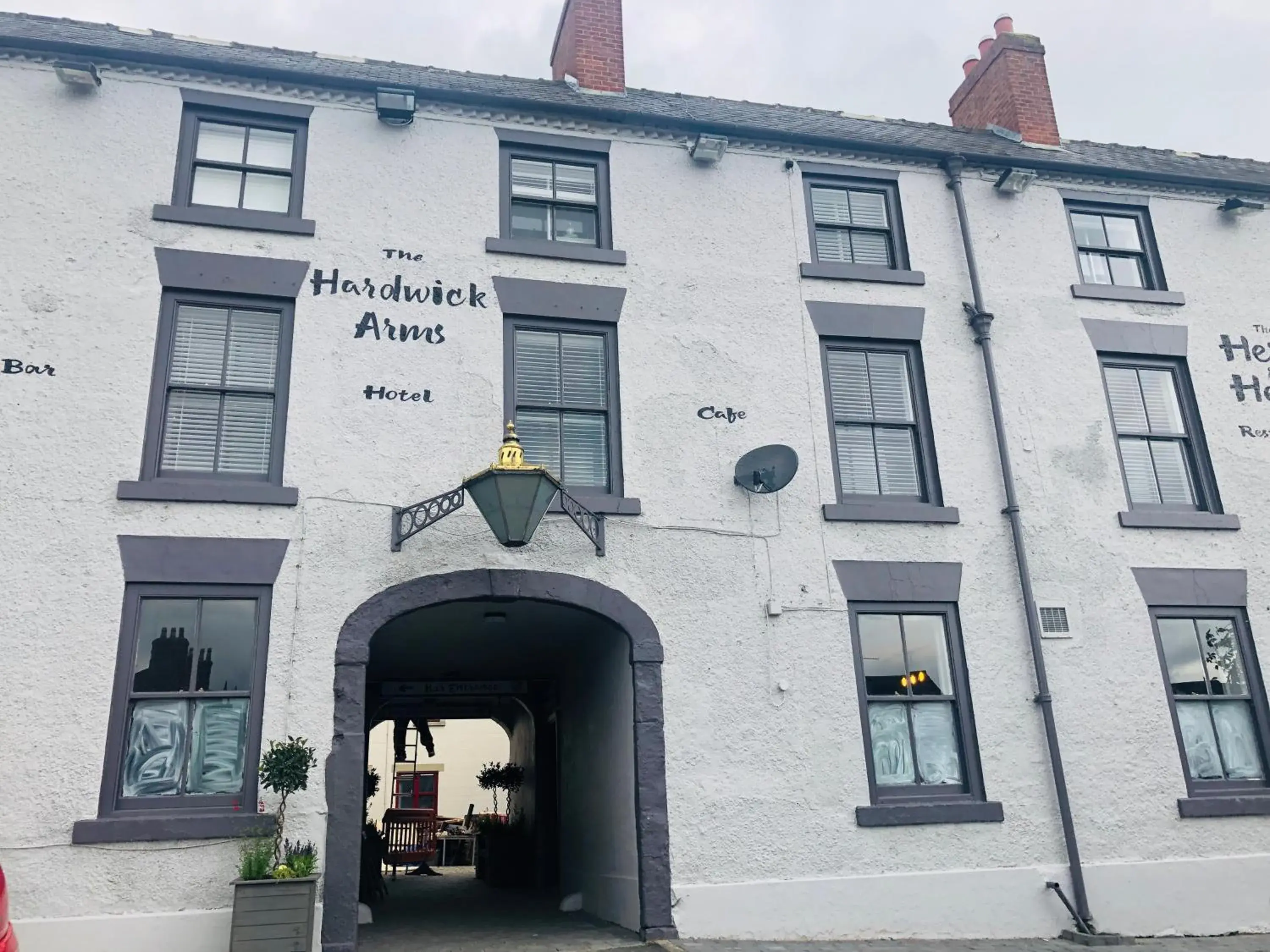 Property Building in Hardwick Arms Hotel