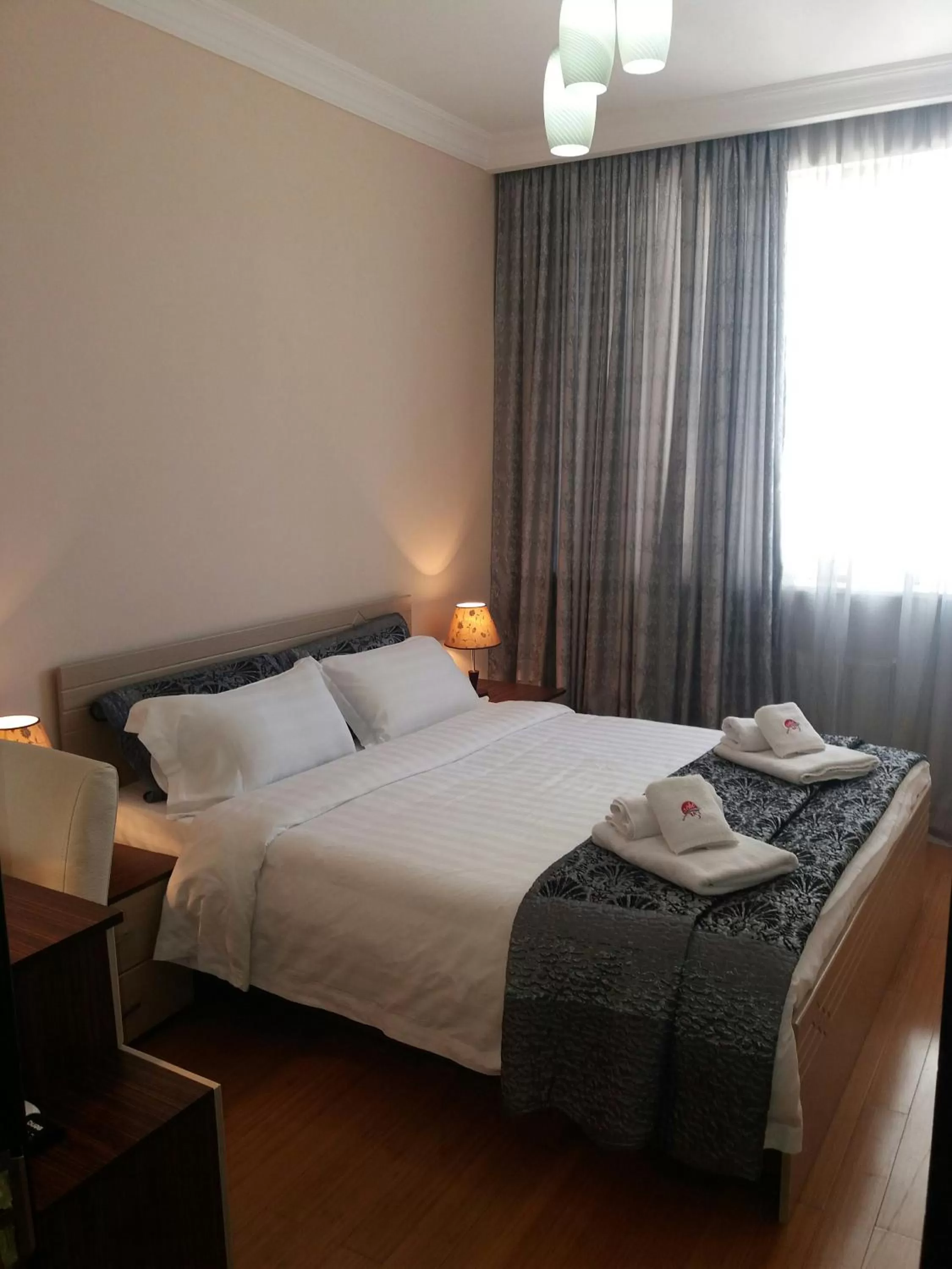 Other, Bed in Hotel Aisi