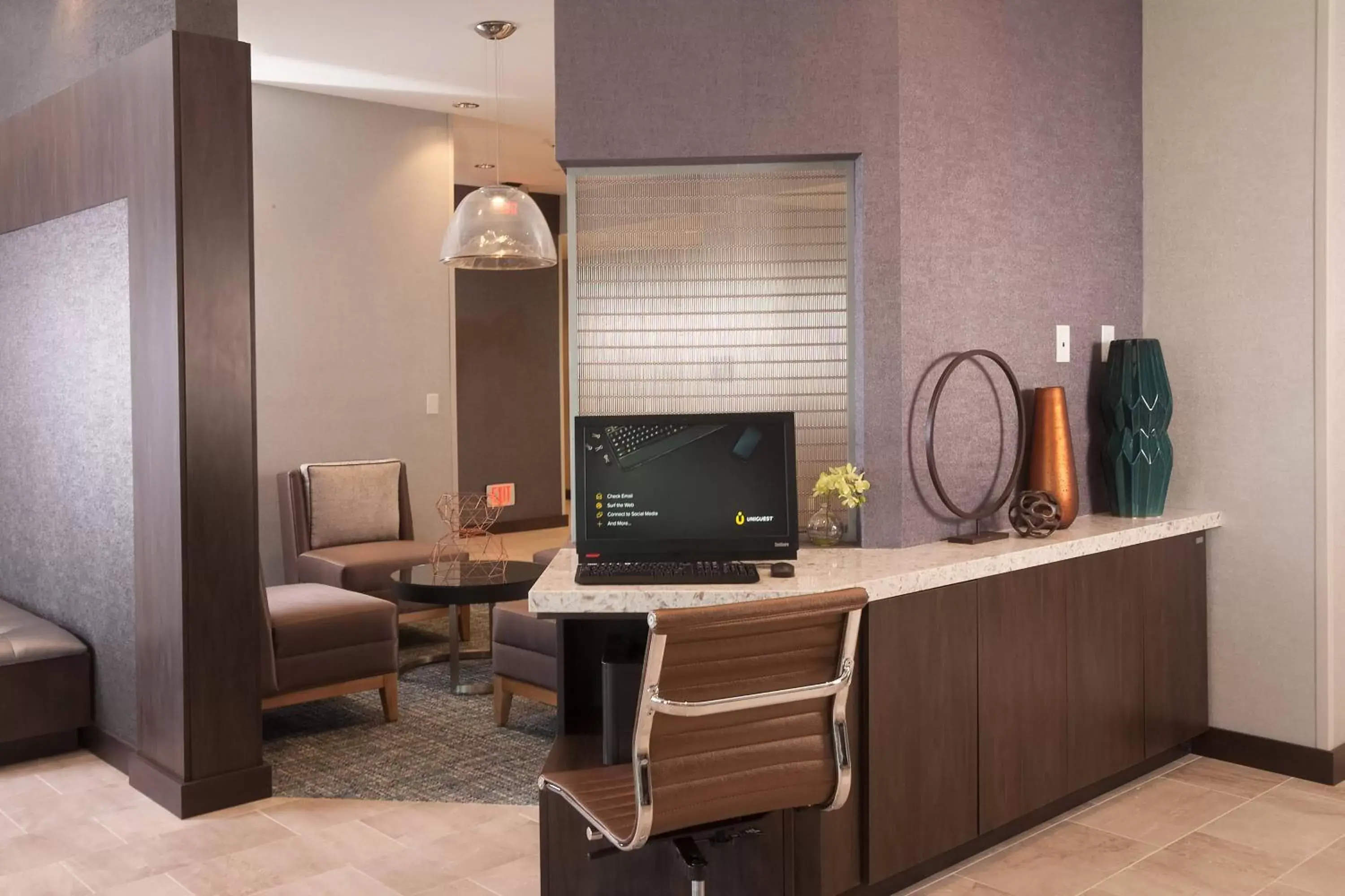 Business facilities, TV/Entertainment Center in TownePlace Suites by Marriott Charleston Airport/Convention Center