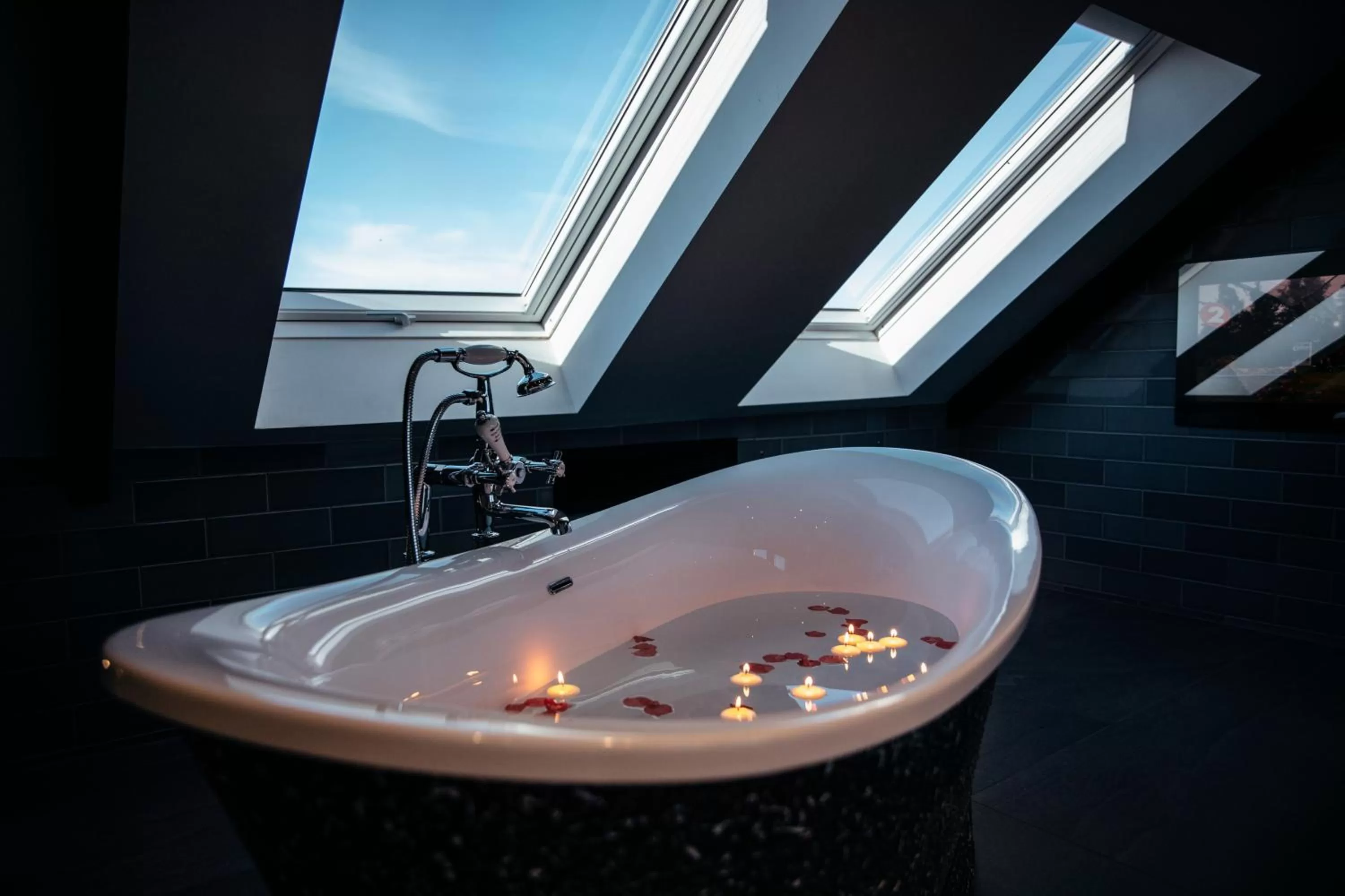 Bath, Bathroom in South Causey Inn