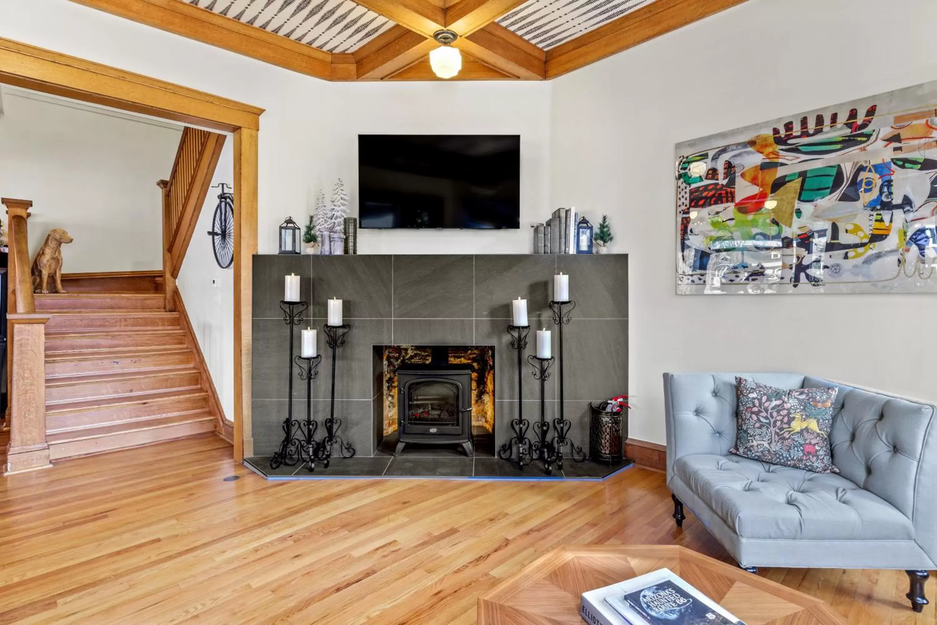 Lobby or reception in Bespoke Inn Flagstaff Lobby or reception in Bespoke Inn Flagstaff