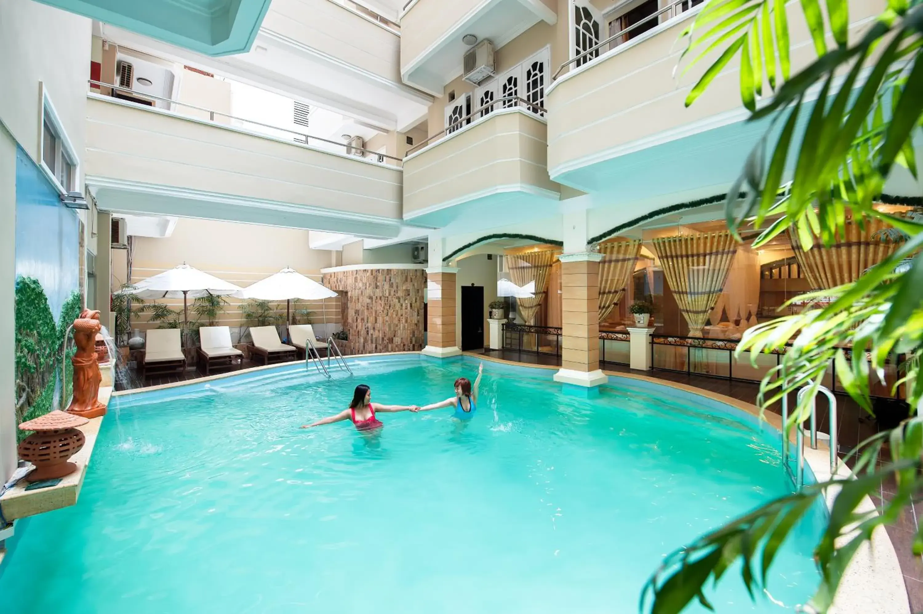 Swimming Pool in Palm Beach Hotel