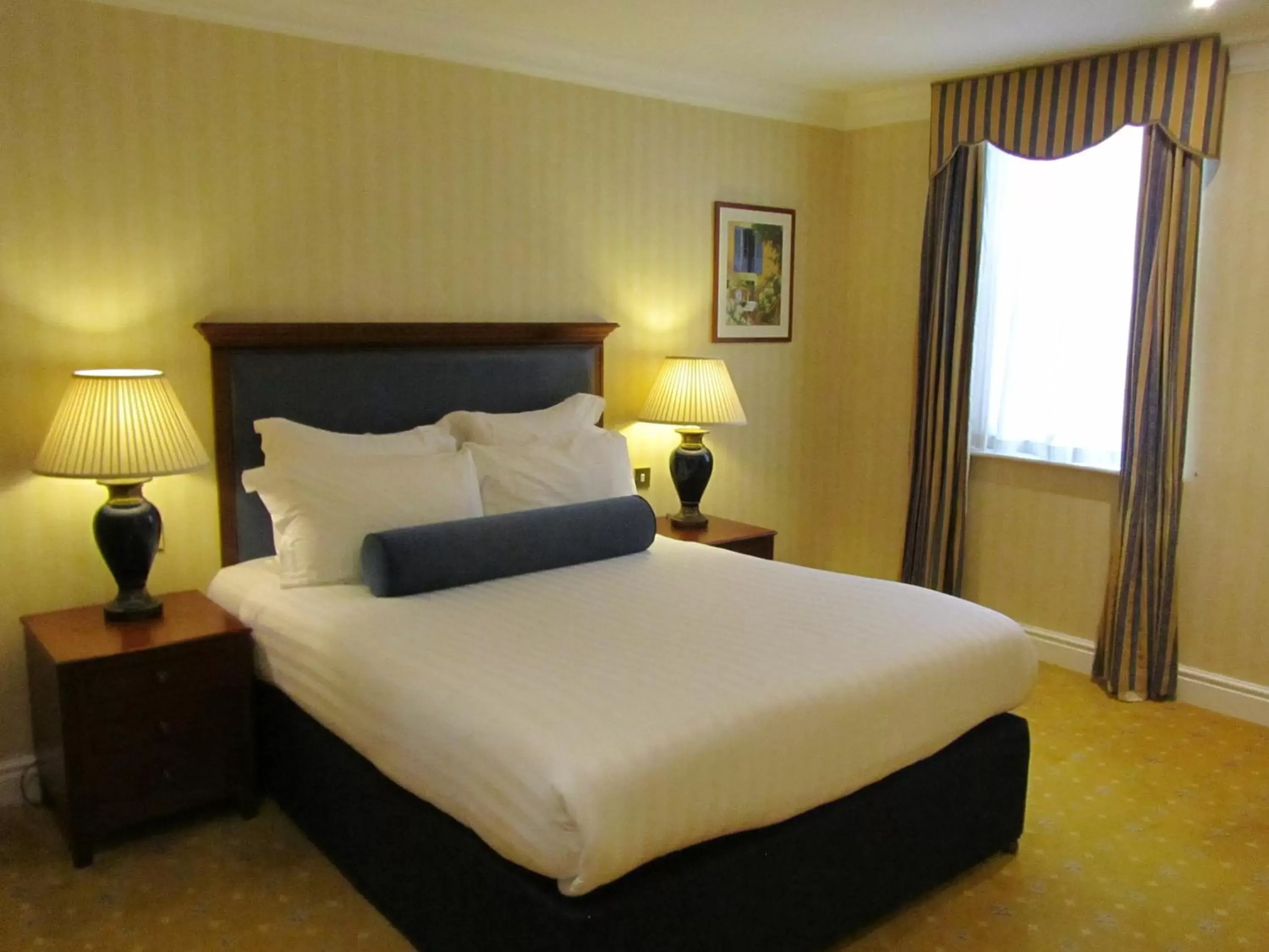 Bed in Best Western Plus Manor Hotel NEC Birmingham