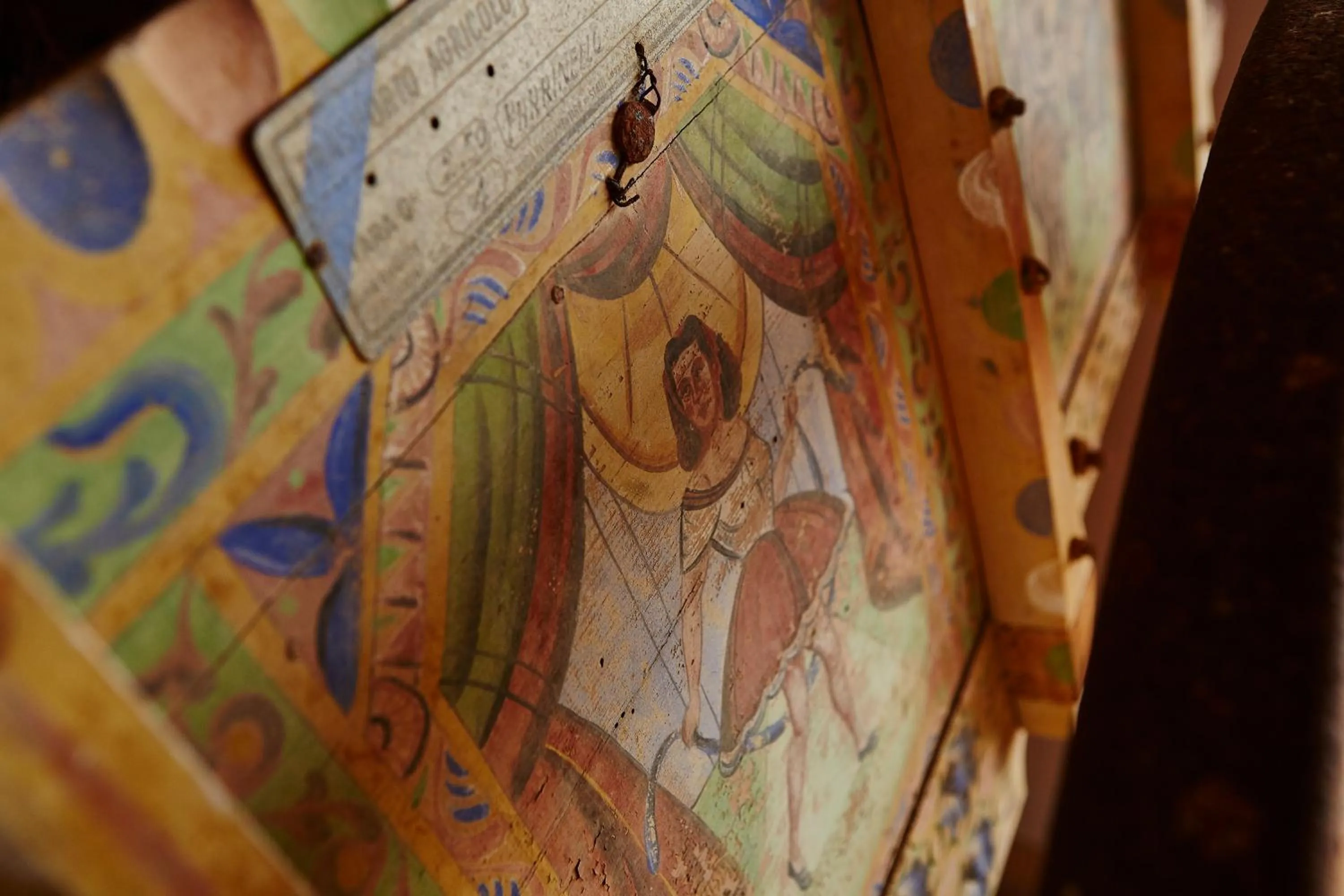 Decorative detail in Agriturismo Baglio Donnafranca Wine Resort