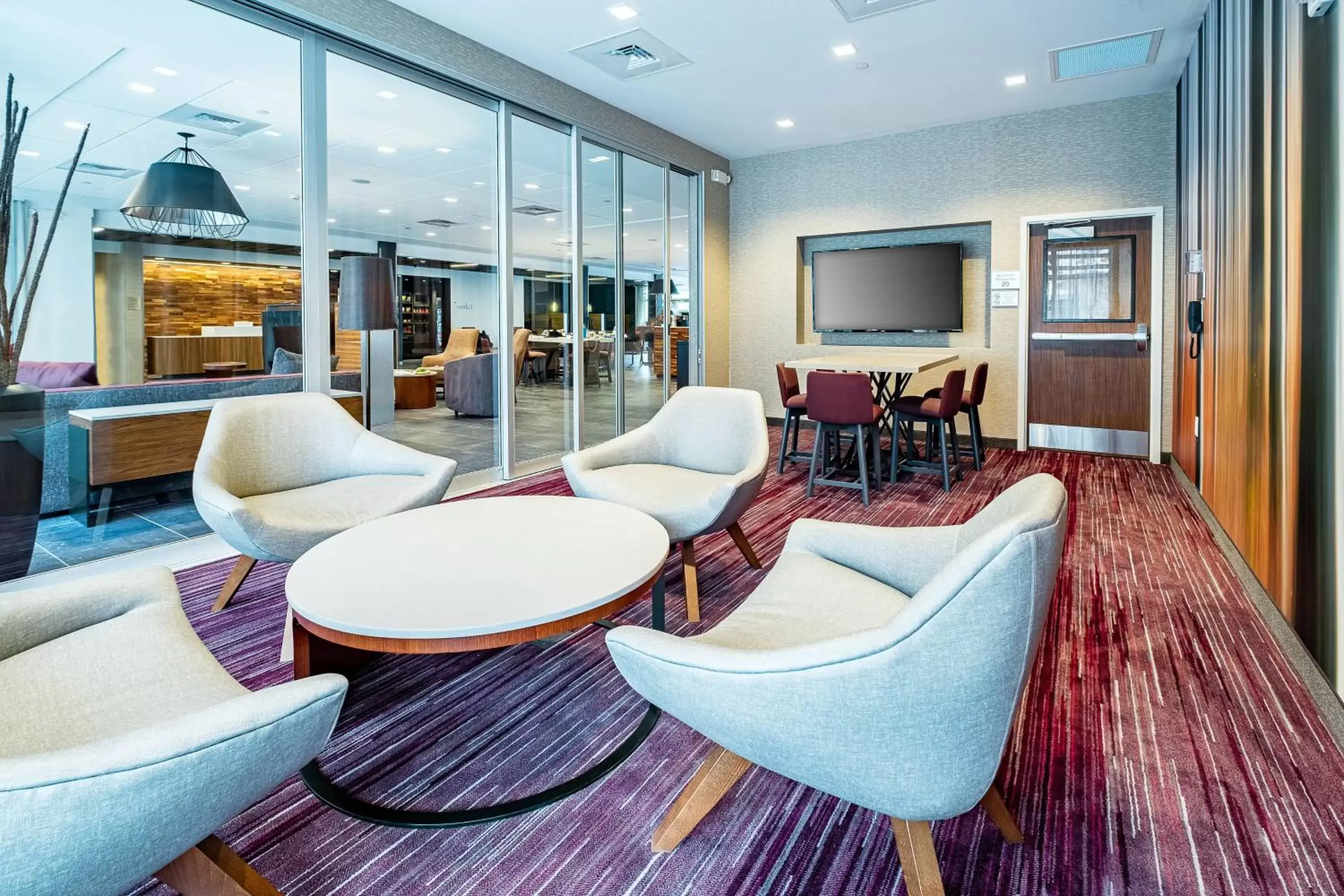 Meeting/conference room, Lounge/Bar in Courtyard by Marriott Toledo West