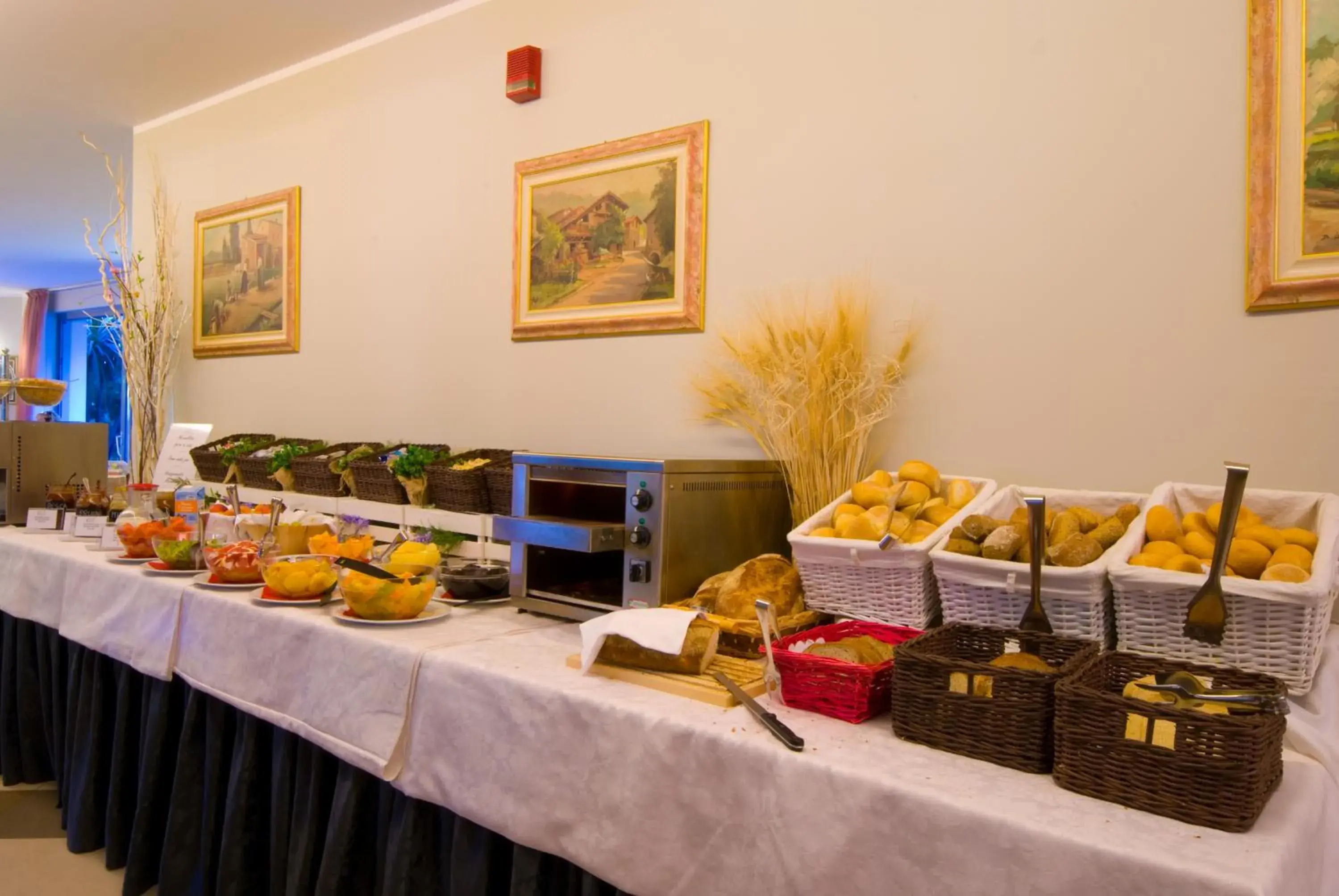 Buffet breakfast, Food in Hotel Oasi Wellness & Spa