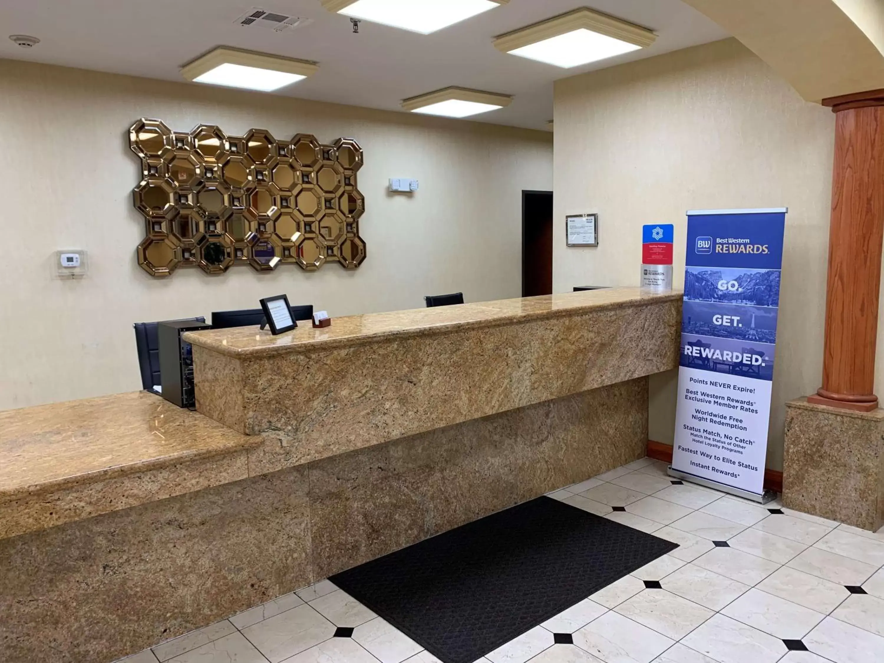Lobby or reception, Lobby/Reception in SureStay Plus Hotel by Best Western Mesquite