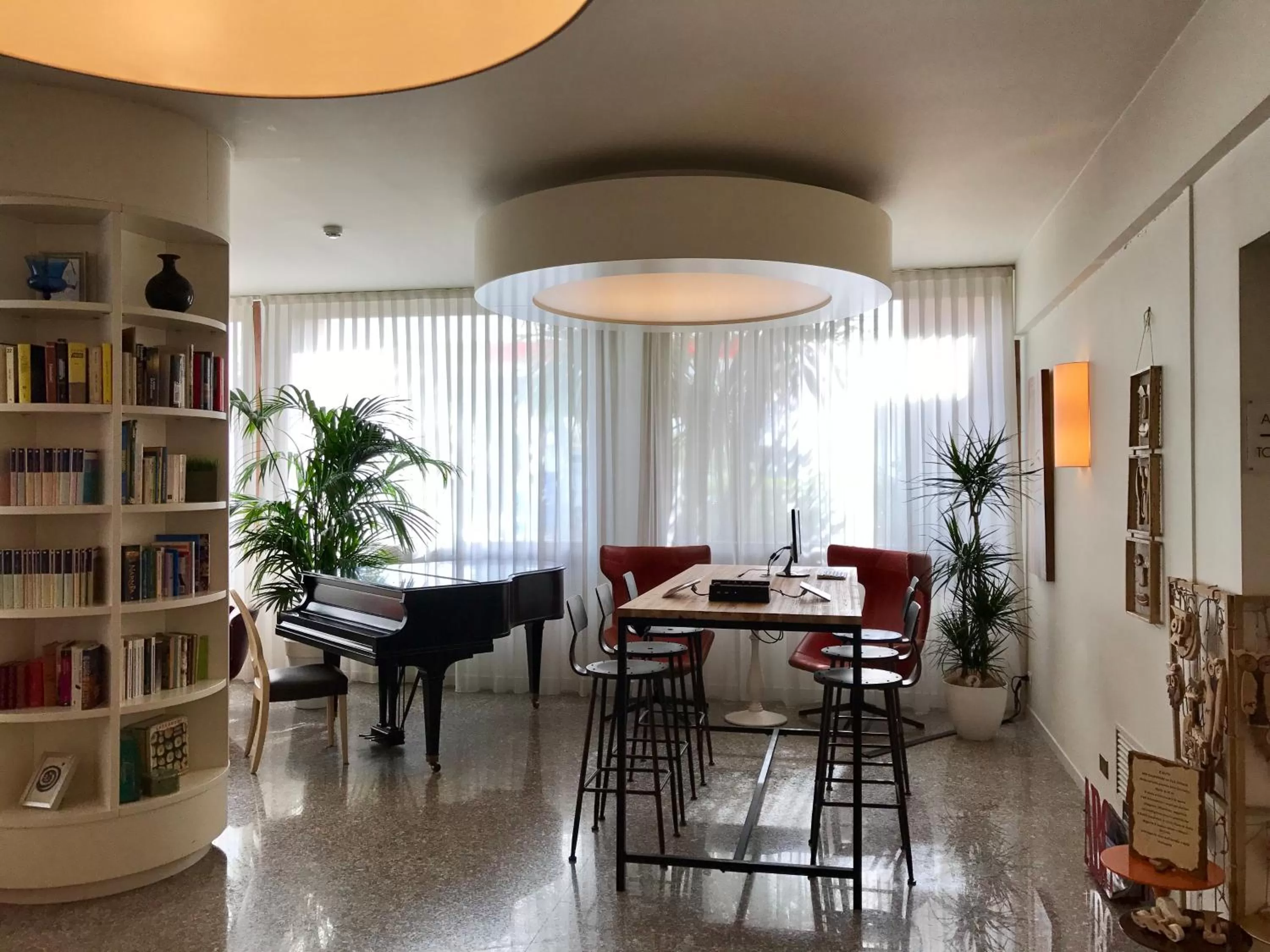 Lobby or reception in B&B HOTEL Eurorest Conegliano