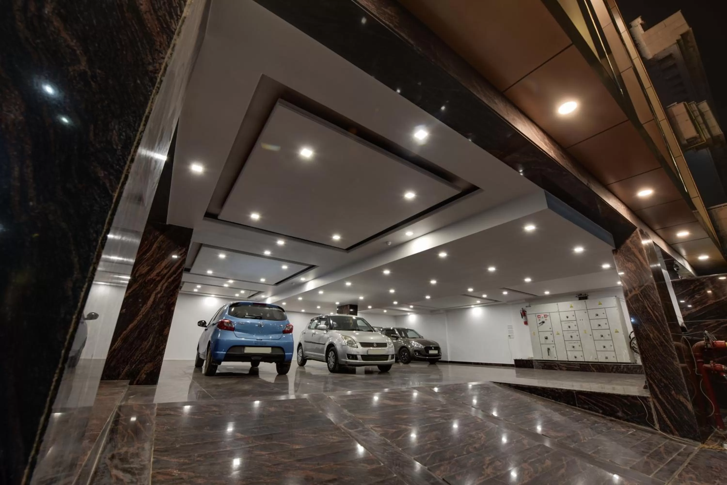 Facade/entrance in GOLDEN TREE