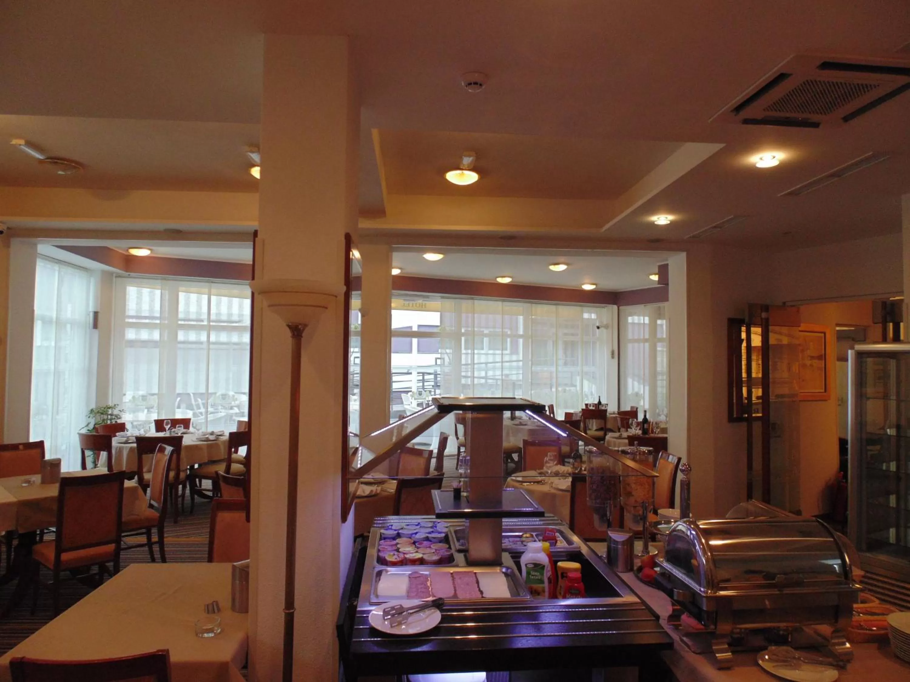 Restaurant/places to eat in Hotel ZaDar