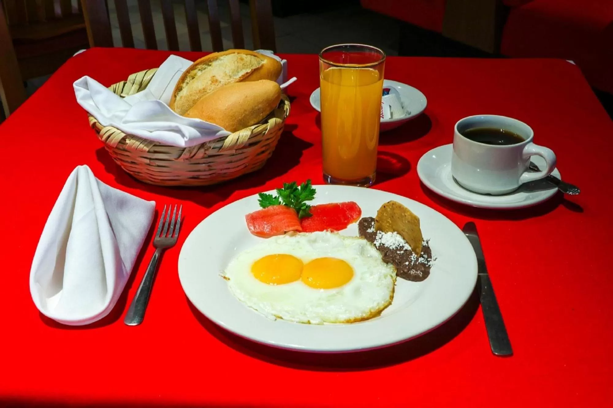 American breakfast in Corinto Hotel