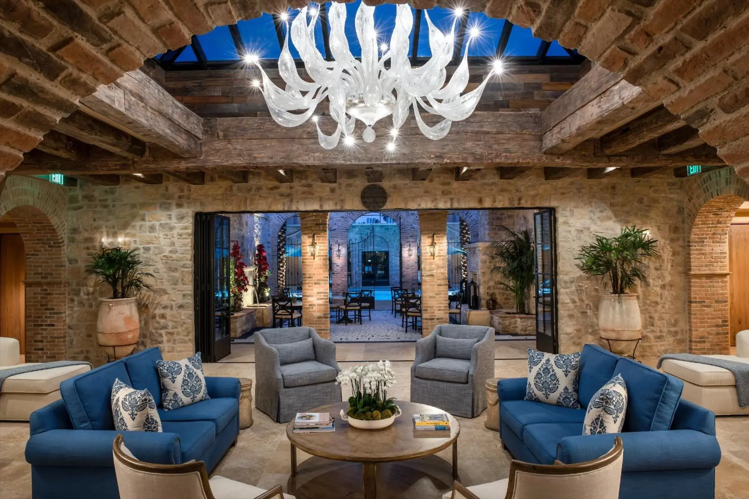 Spa and wellness centre/facilities, Seating Area in Westlake Village Inn