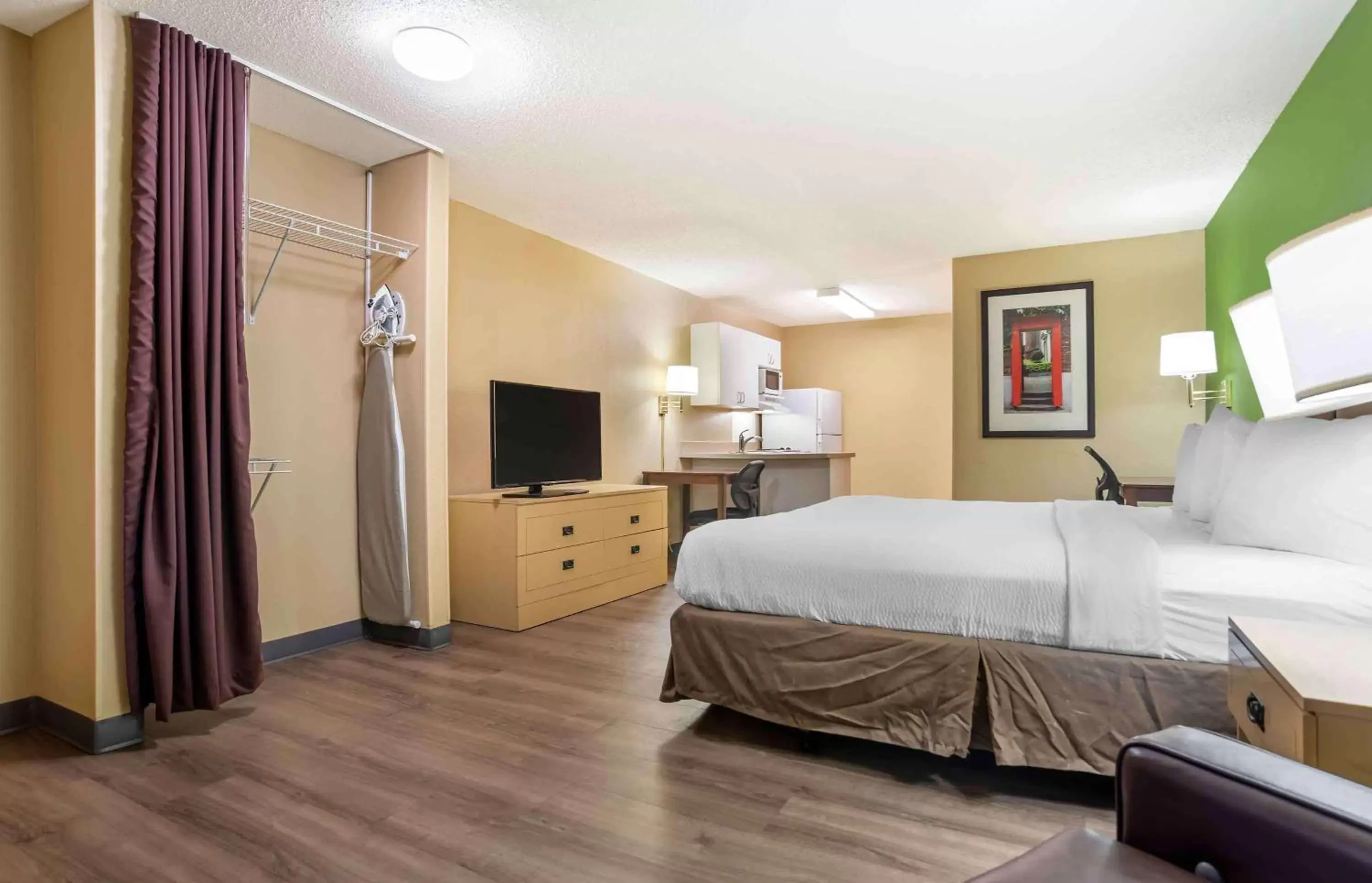 Bedroom in Extended Stay America Suites - Jackson - North