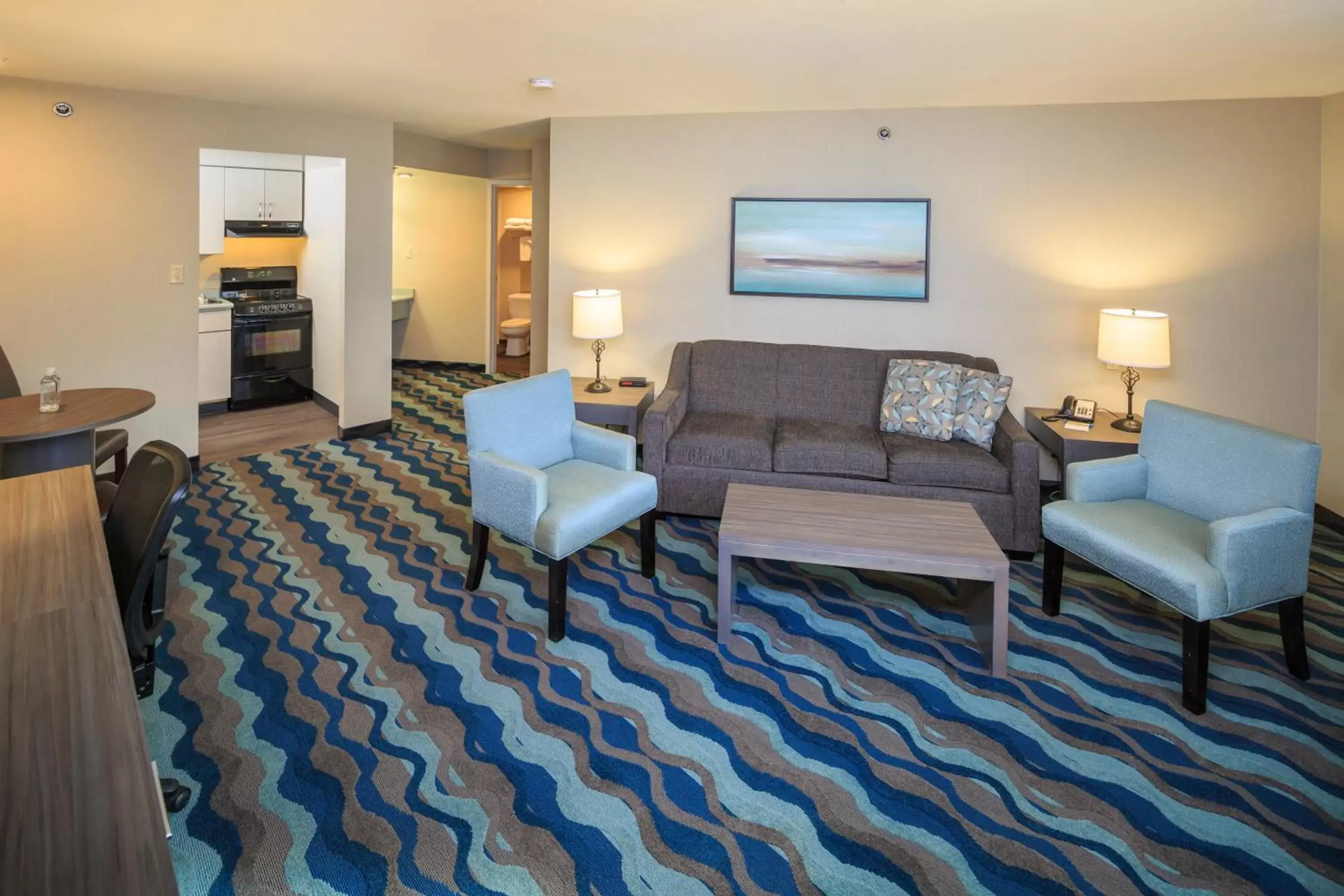 Executive Suite in Accent Inns Burnaby Executive Suite in Accent Inns Burnaby