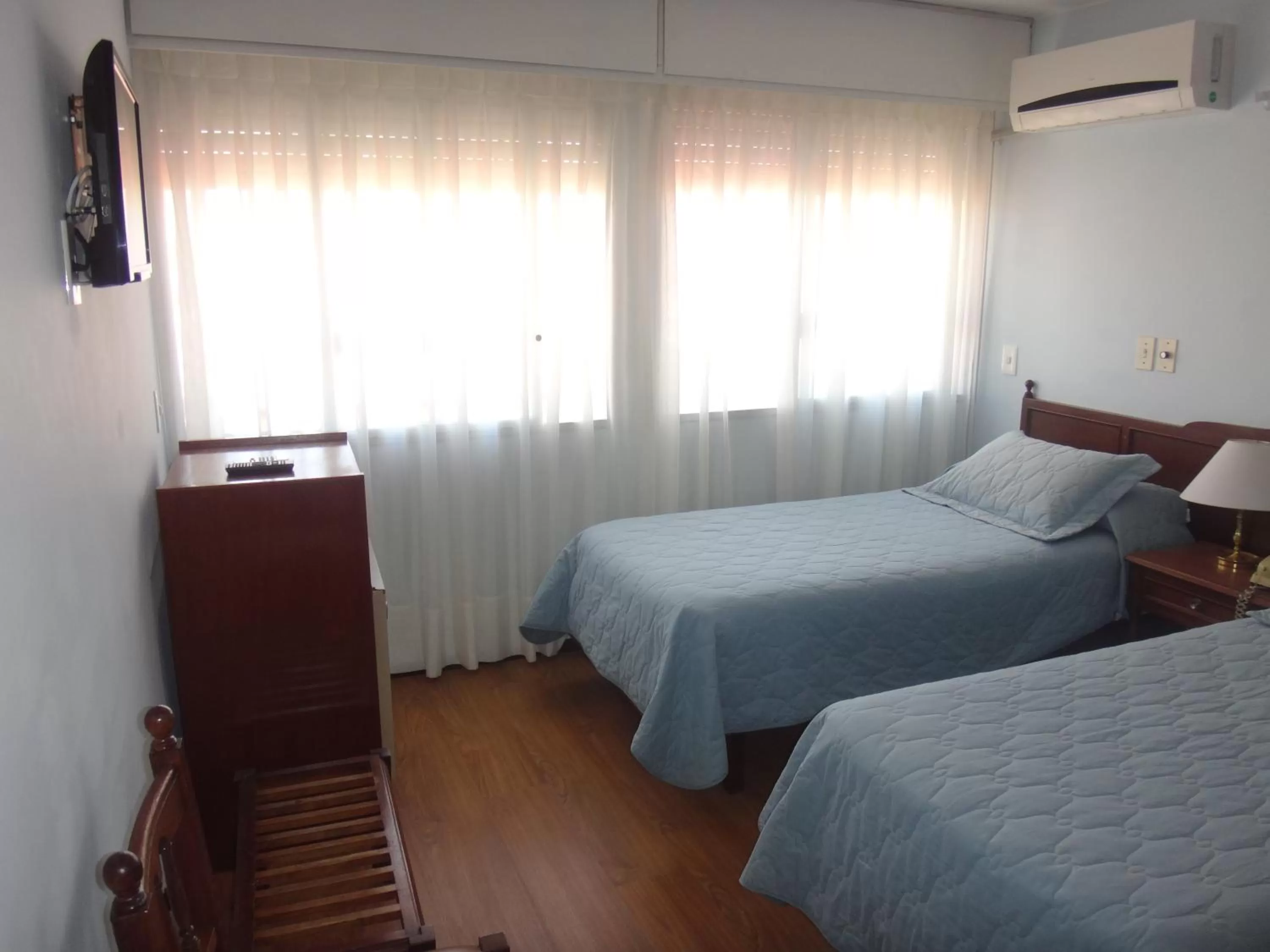 Bed in Hotel Alhambra