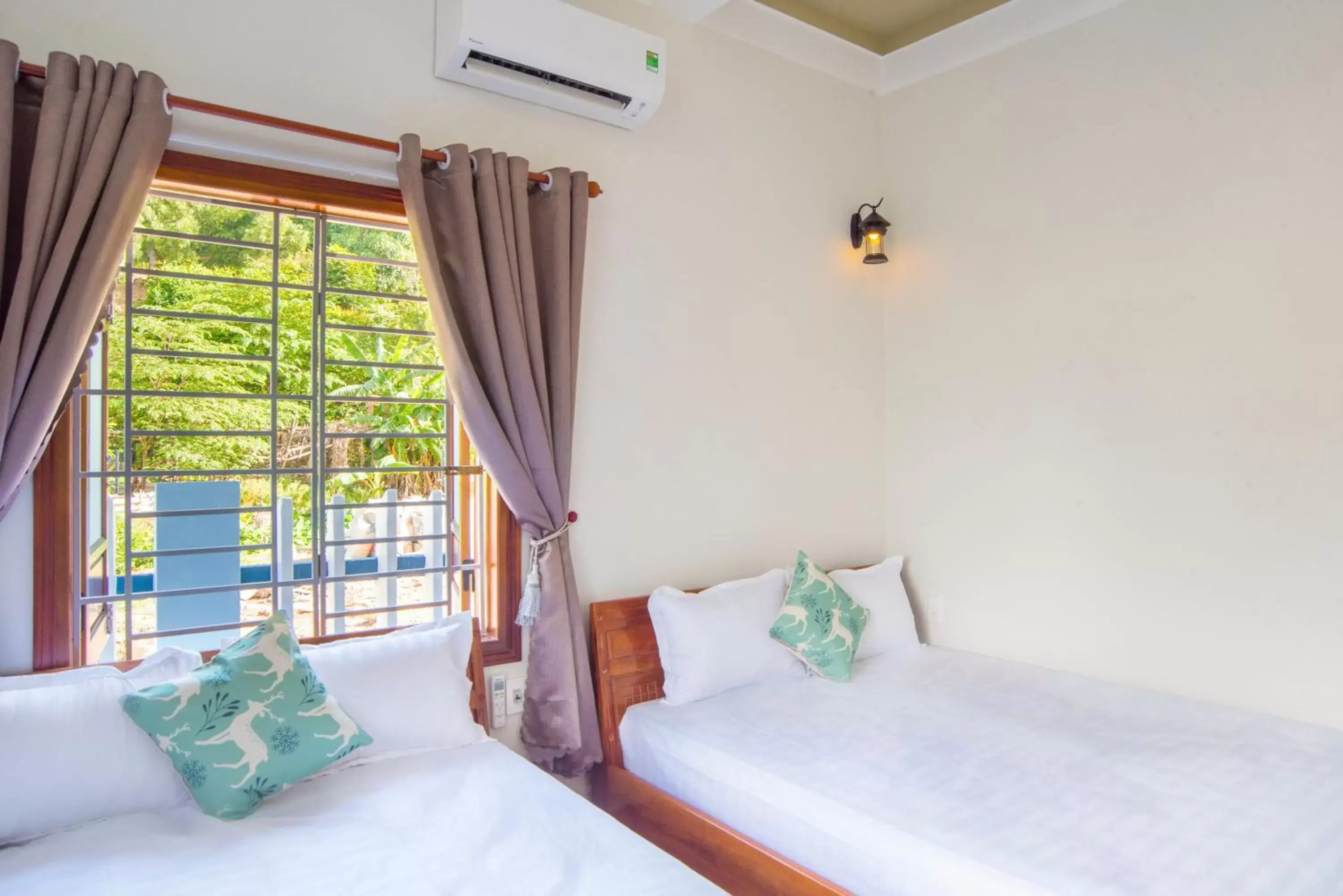 Bed in Cong Man Homestay Cham Island Bed in Cong Man Homestay Cham Island