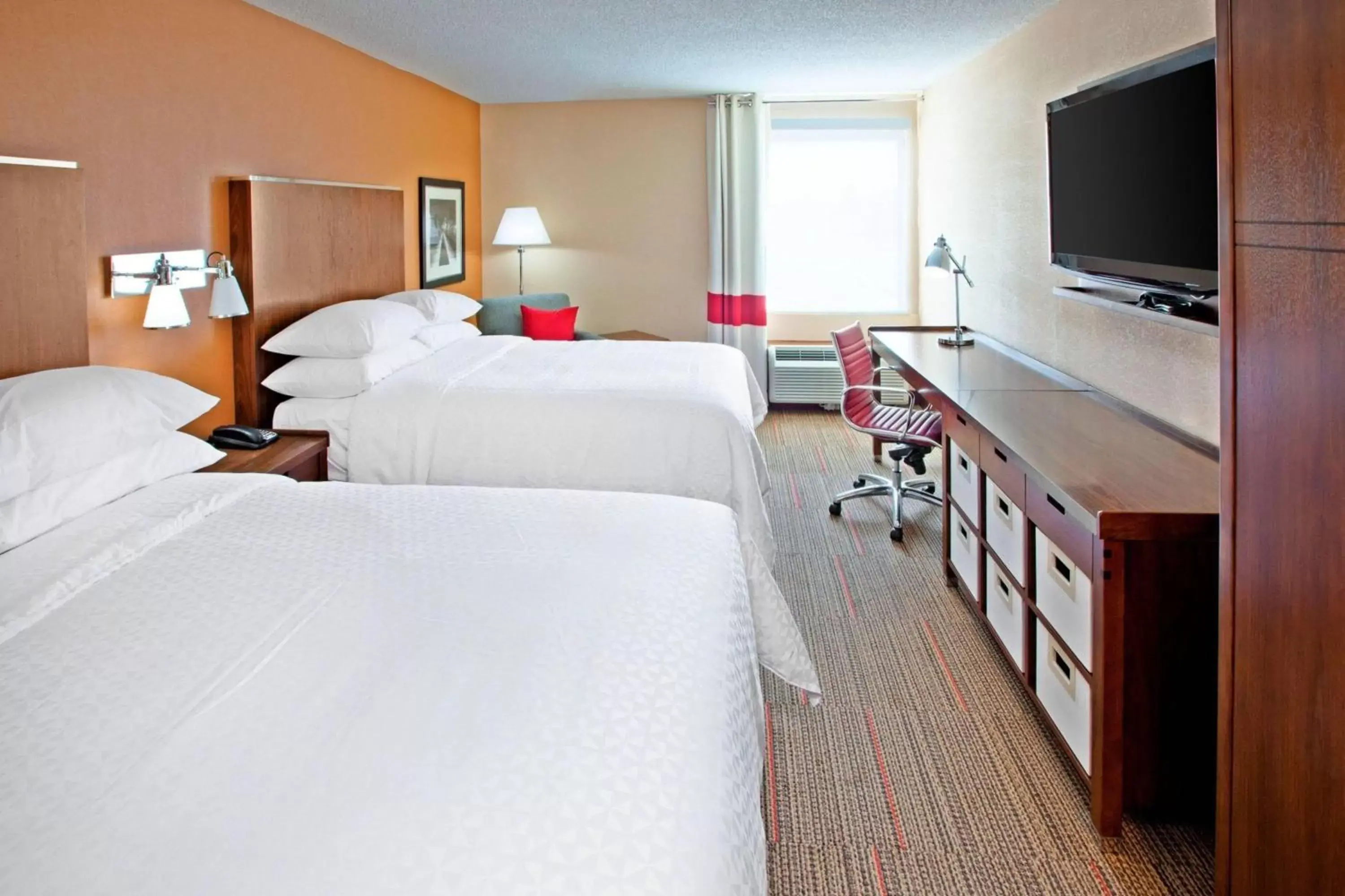 Photo of the whole room, Bed in Fairfield Inn & Suites by Marriott Chattanooga