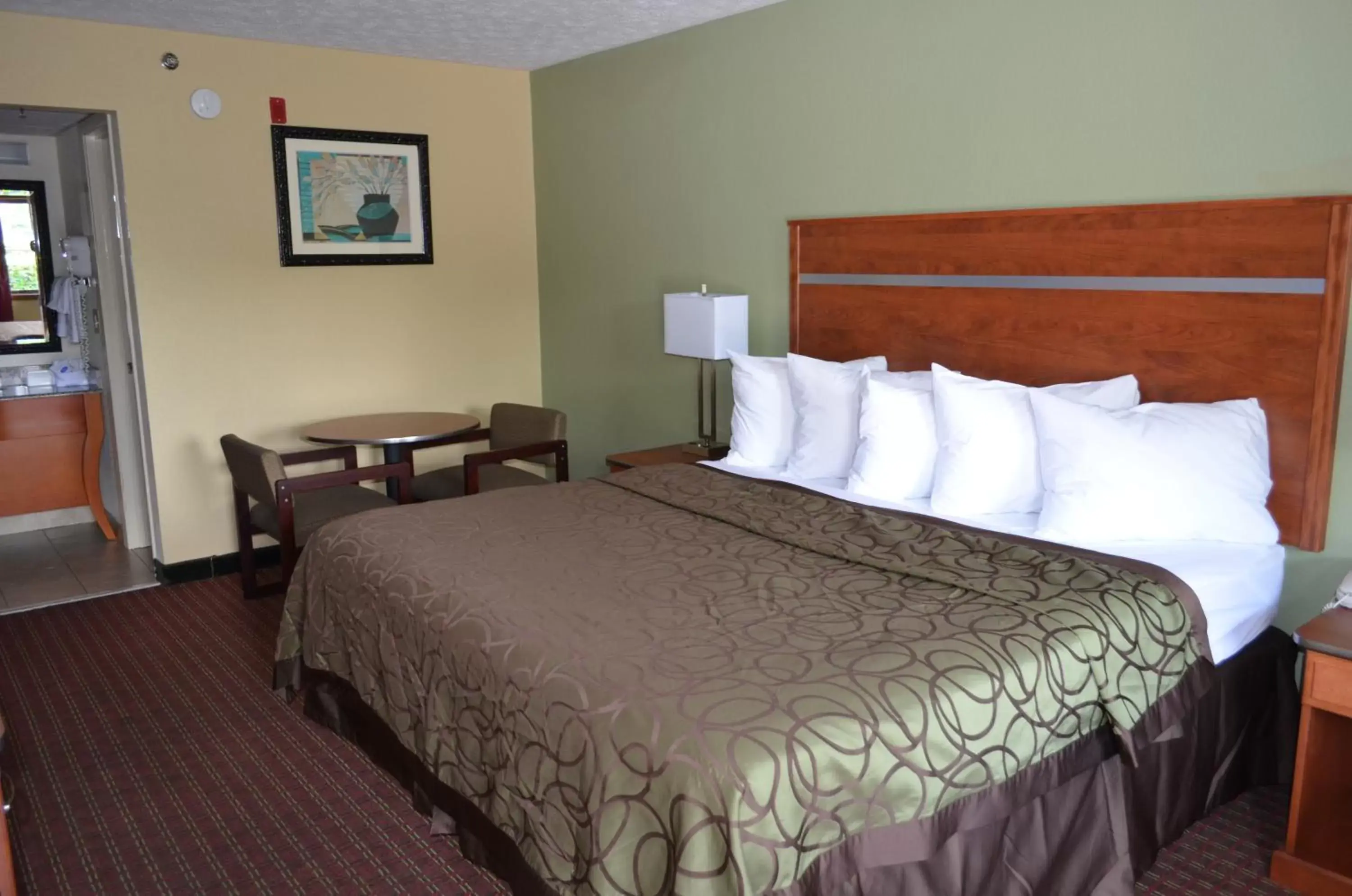 Bed in Baymont by Wyndham Pigeon Forge near Island Drive