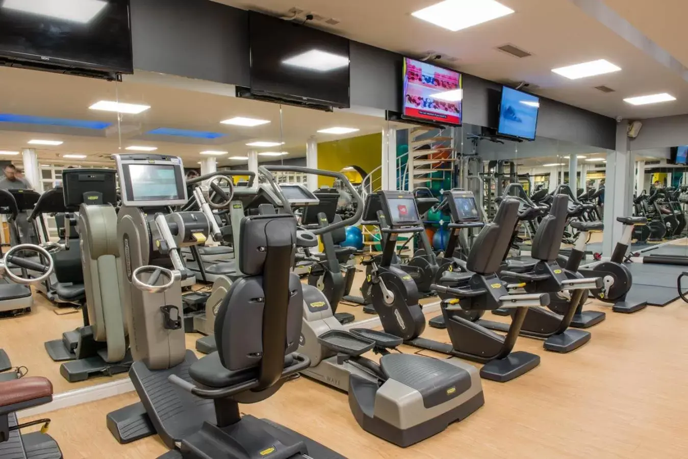 Fitness centre/facilities, Fitness Center/Facilities in Manor Of Groves Hotel