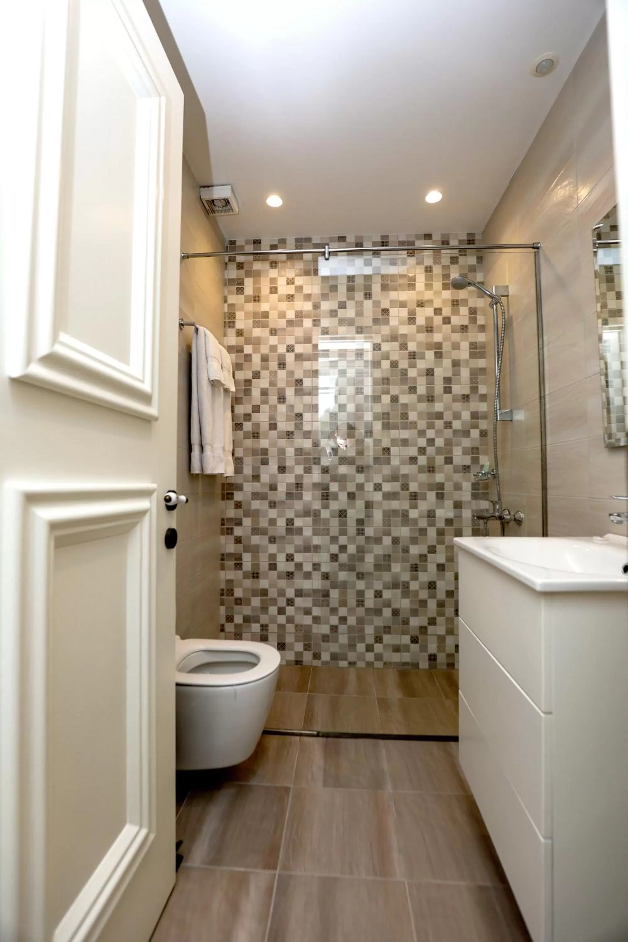 Bathroom in Bujtina Oxhaku