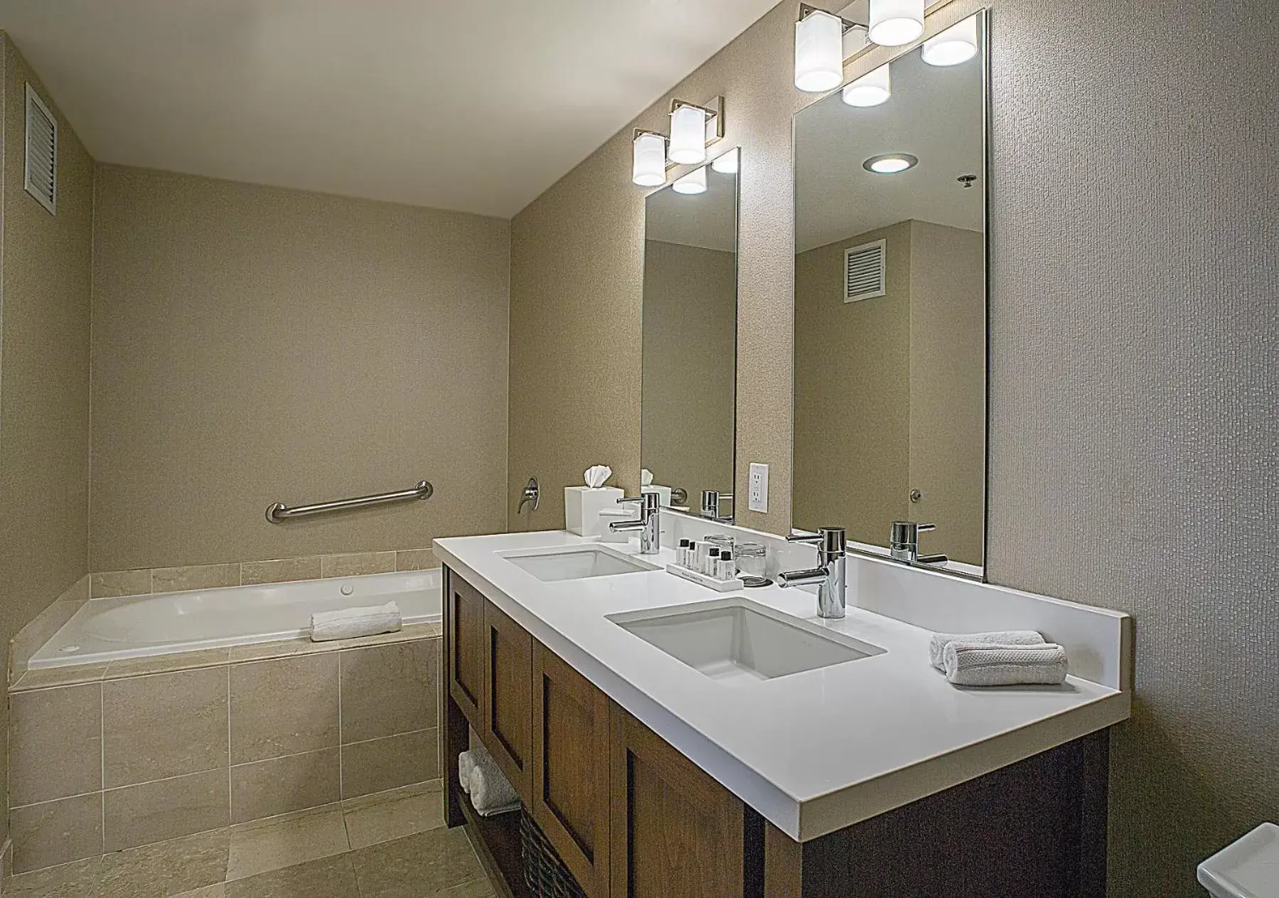 Bathroom in Grand Hotel