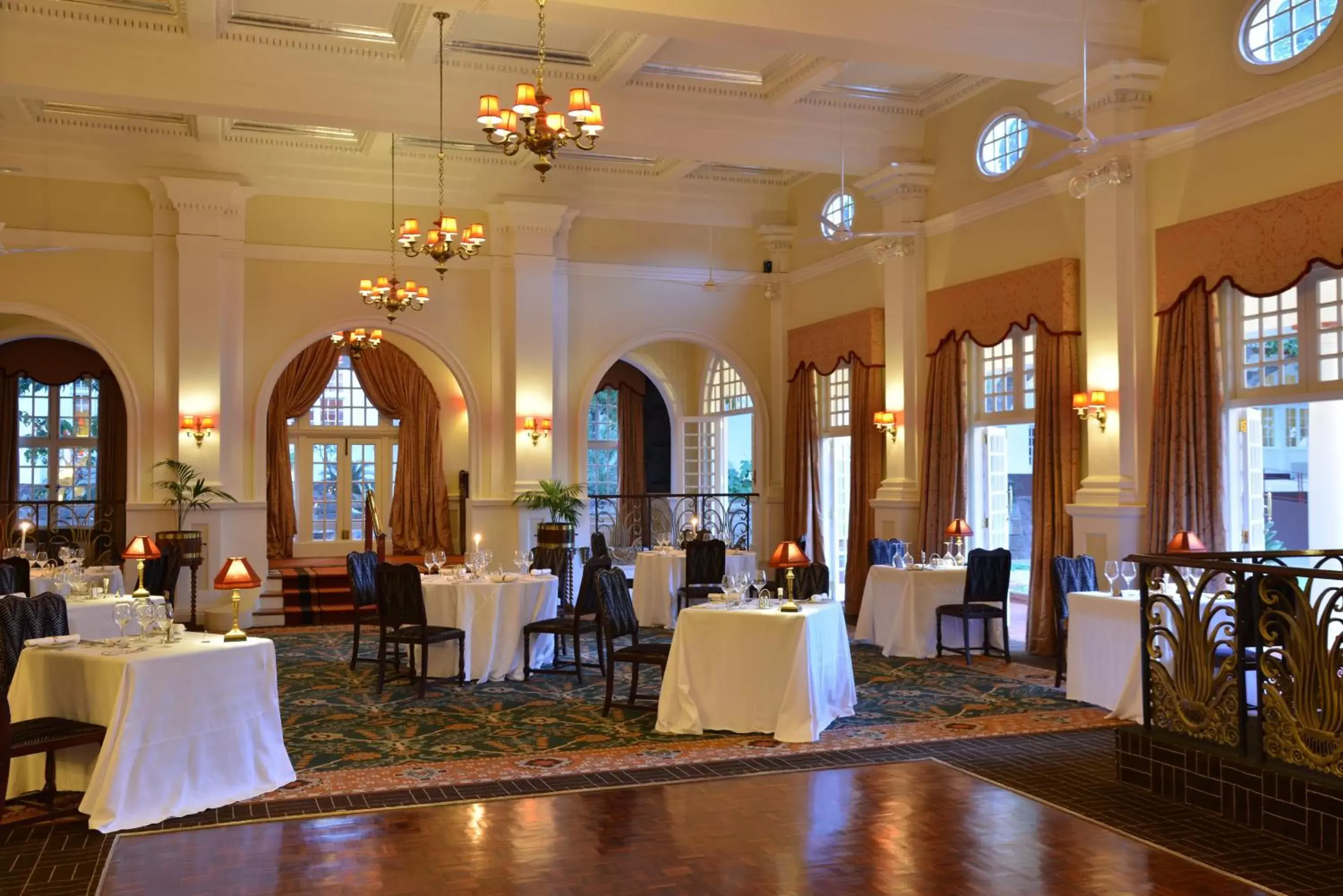 Banquet/Function facilities, Restaurant/Places to Eat in The Victoria Falls Hotel