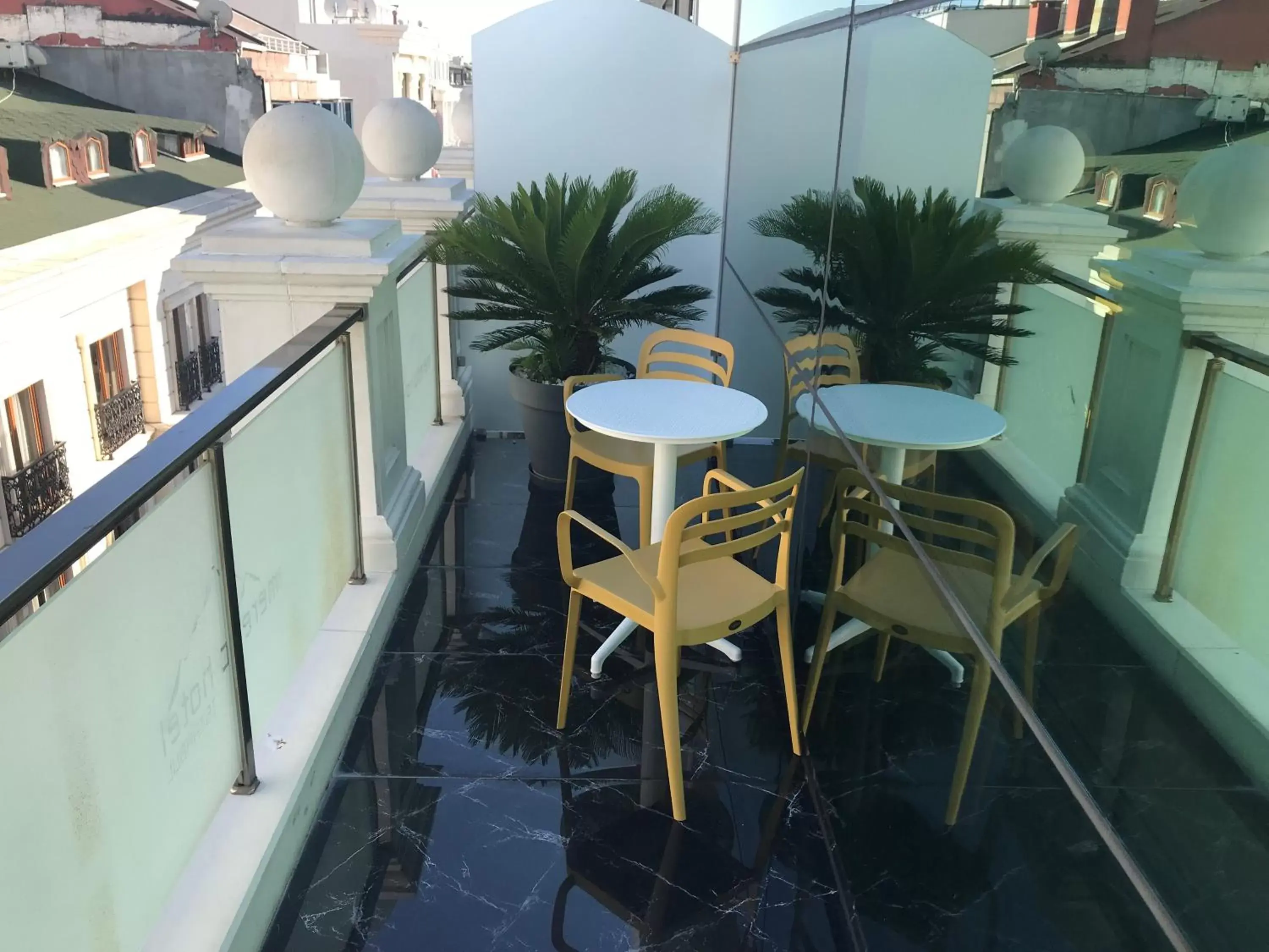 Balcony/Terrace in The Meretto Hotel Istanbul Old City