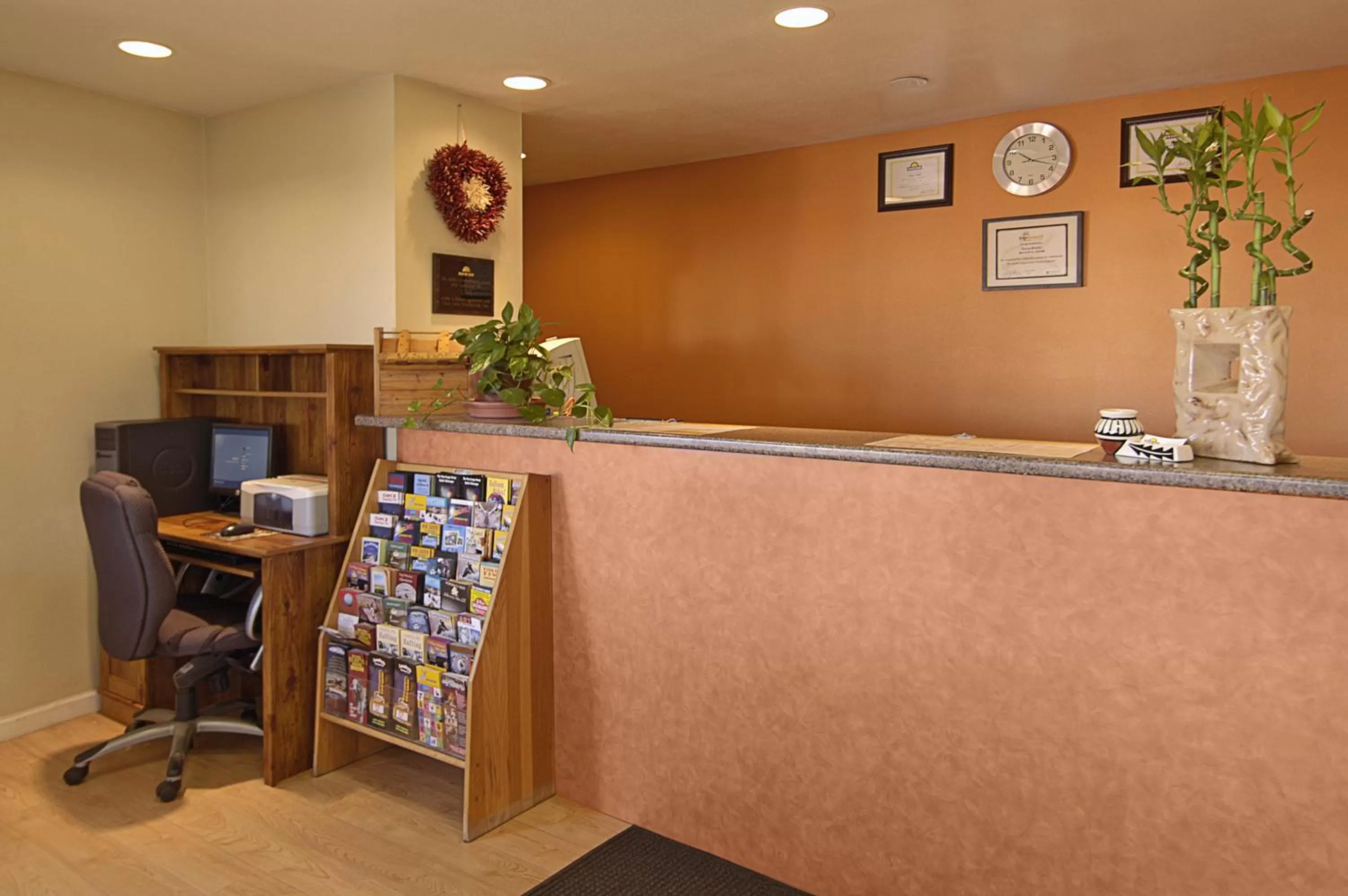 Lobby or reception in Days Inn by Wyndham Socorro