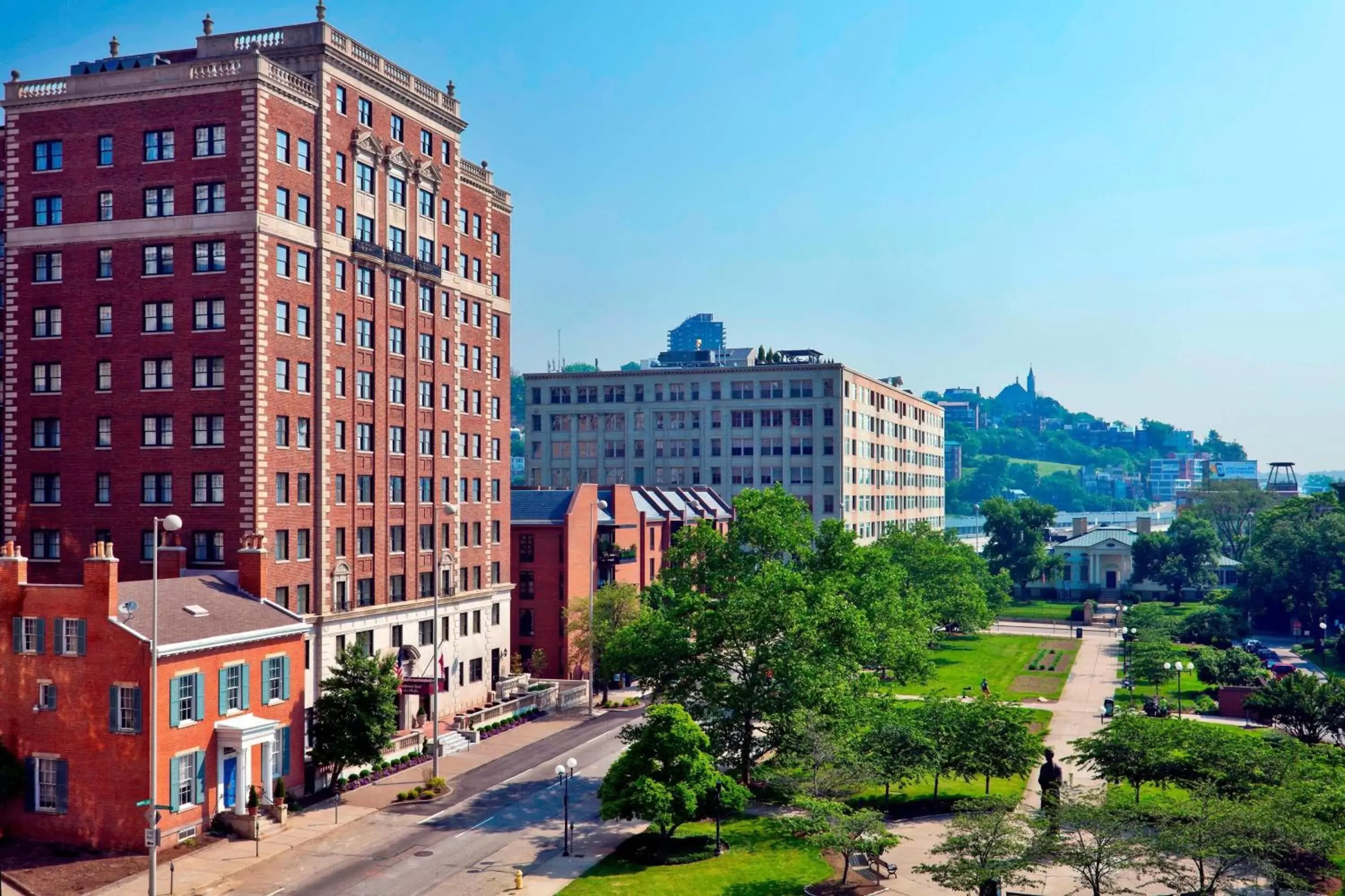 Property building in Residence Inn by Marriott Cincinnati Downtown/The Phelps