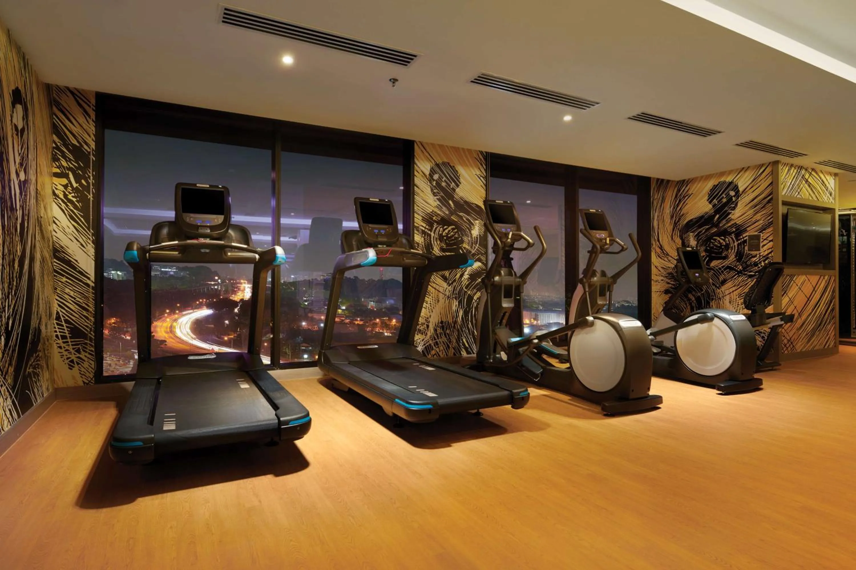 Fitness centre/facilities in Doubletree By Hilton Shah Alam I-City