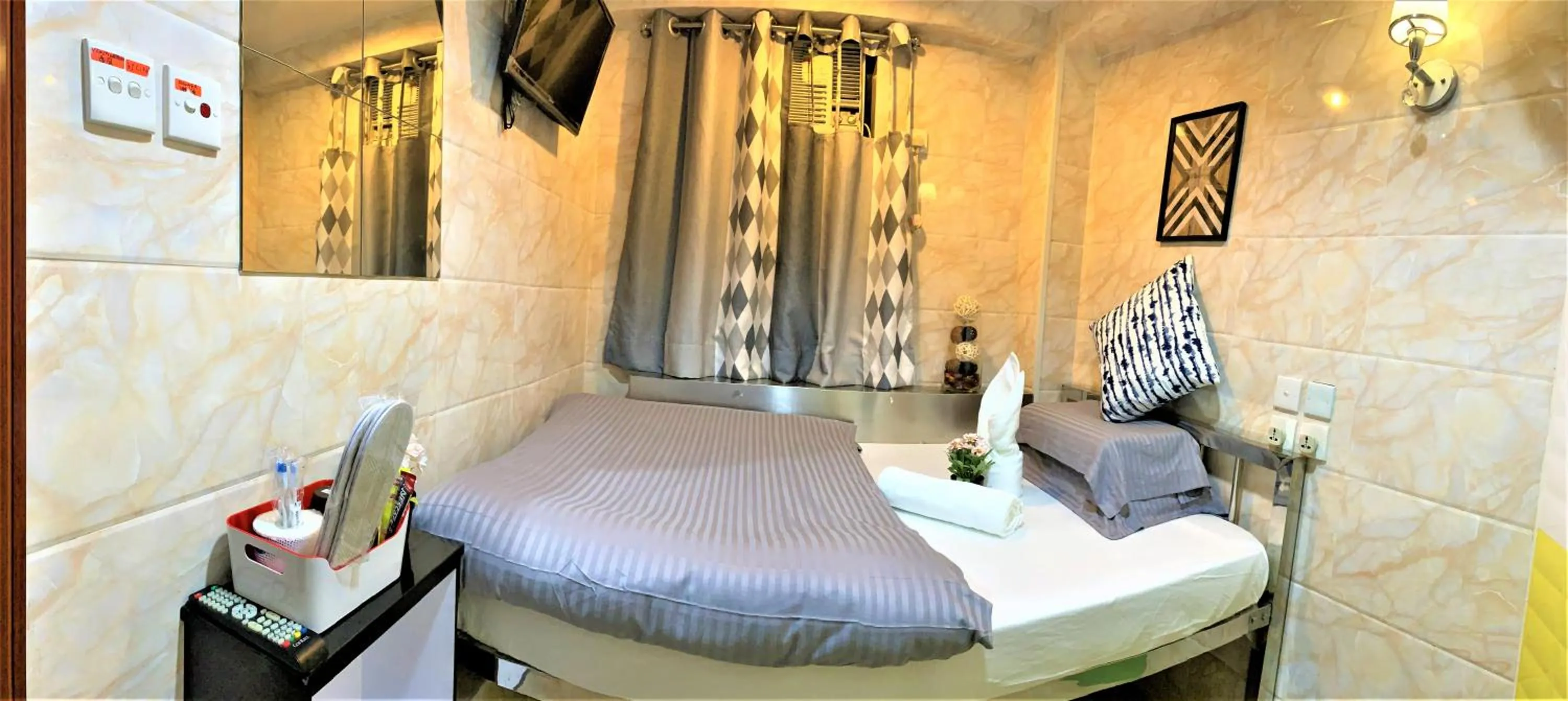 Bed in Super Guest House