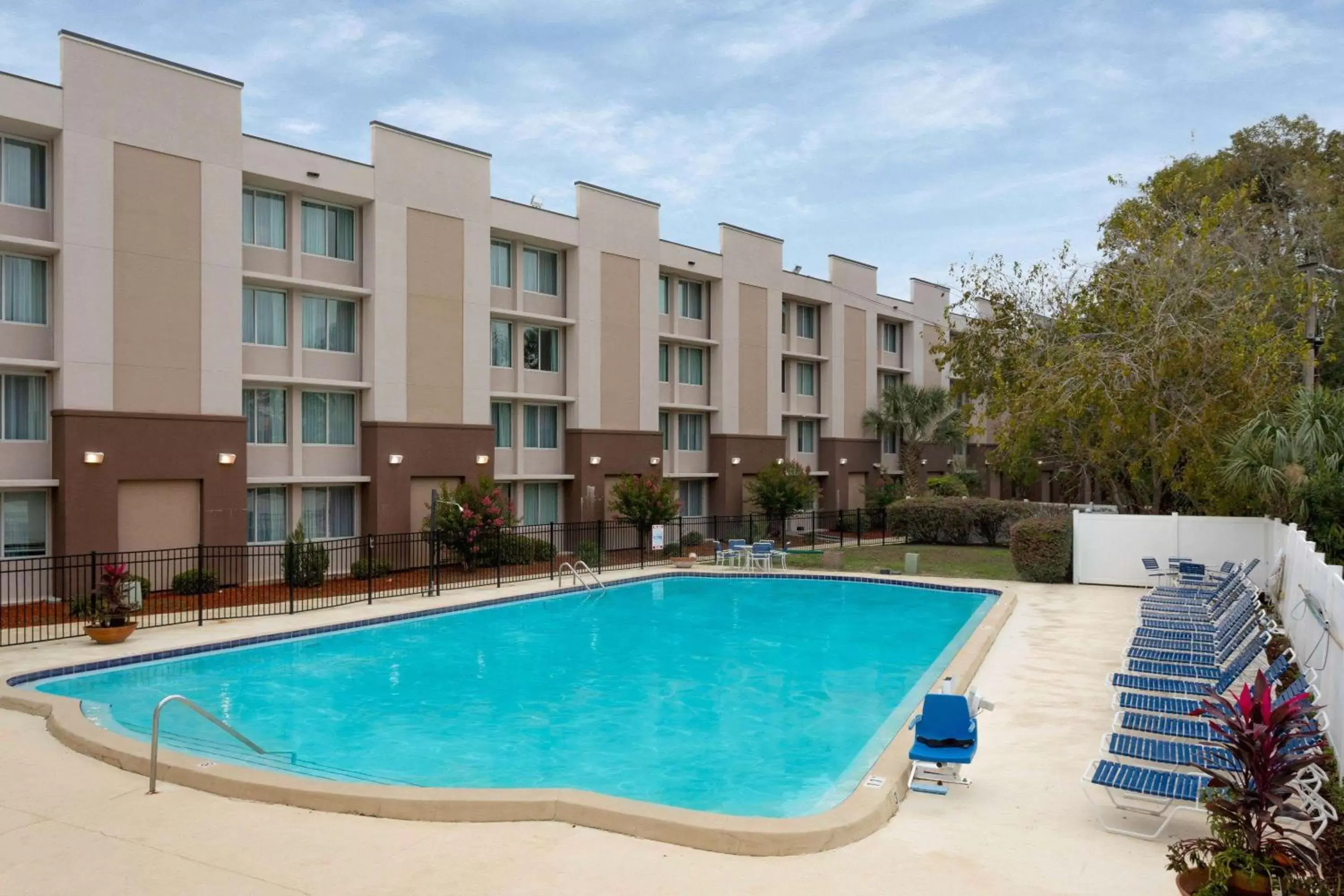 Pool view, Swimming Pool in Wyndham Garden Tallahassee Capitol Near FSU