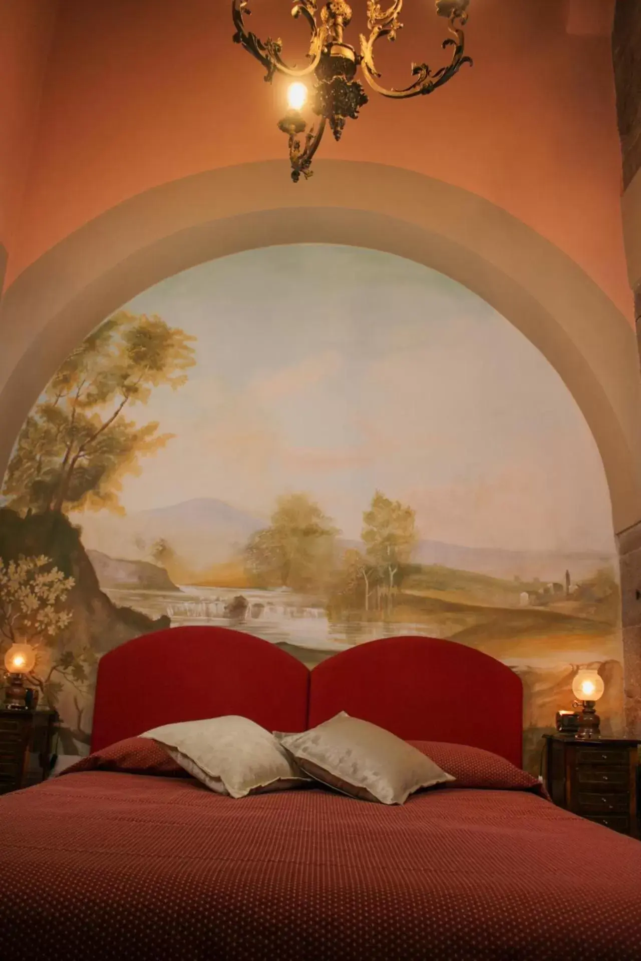 Bedroom in L'antica Bifore