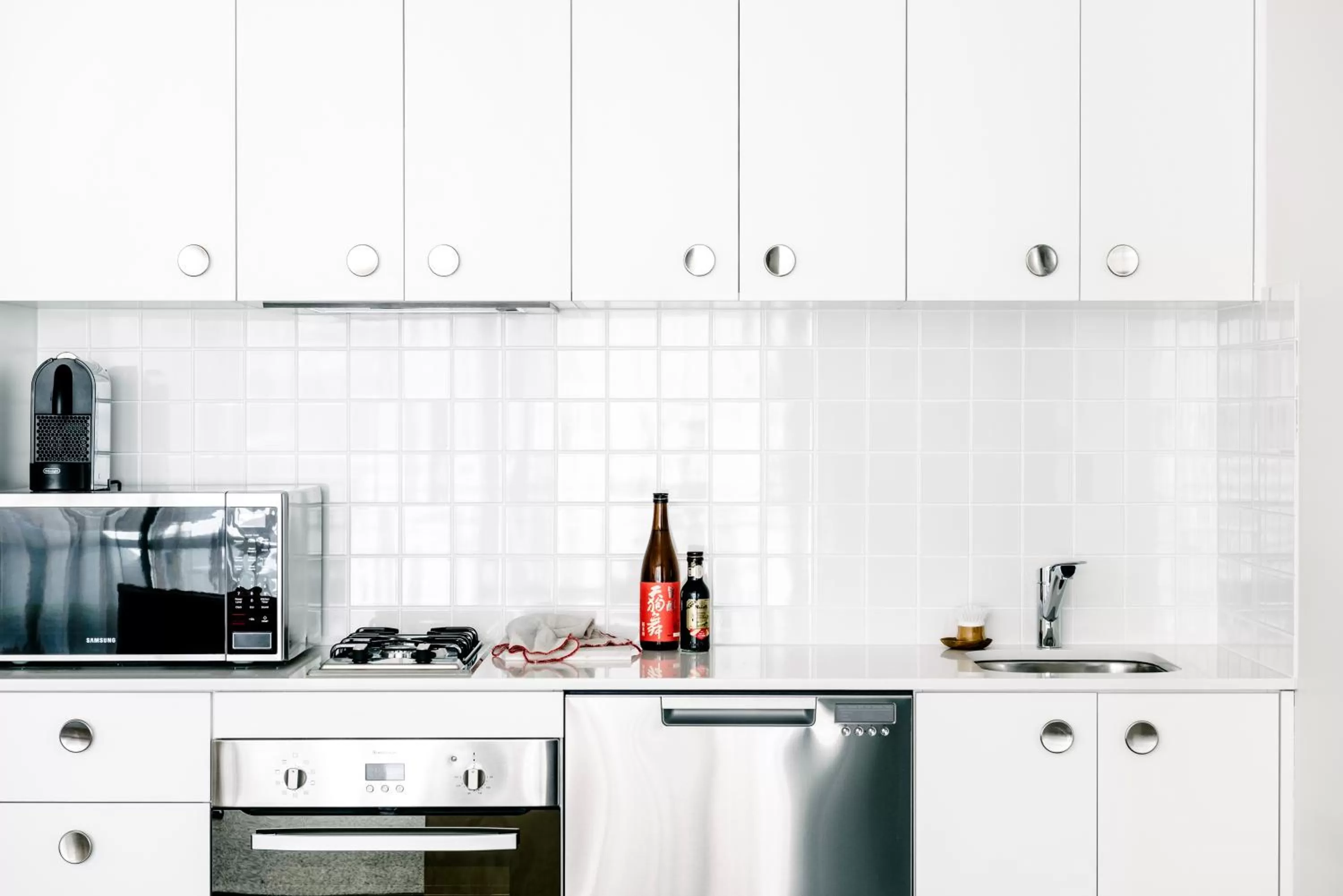 Coffee/tea facilities in Veriu Broadway