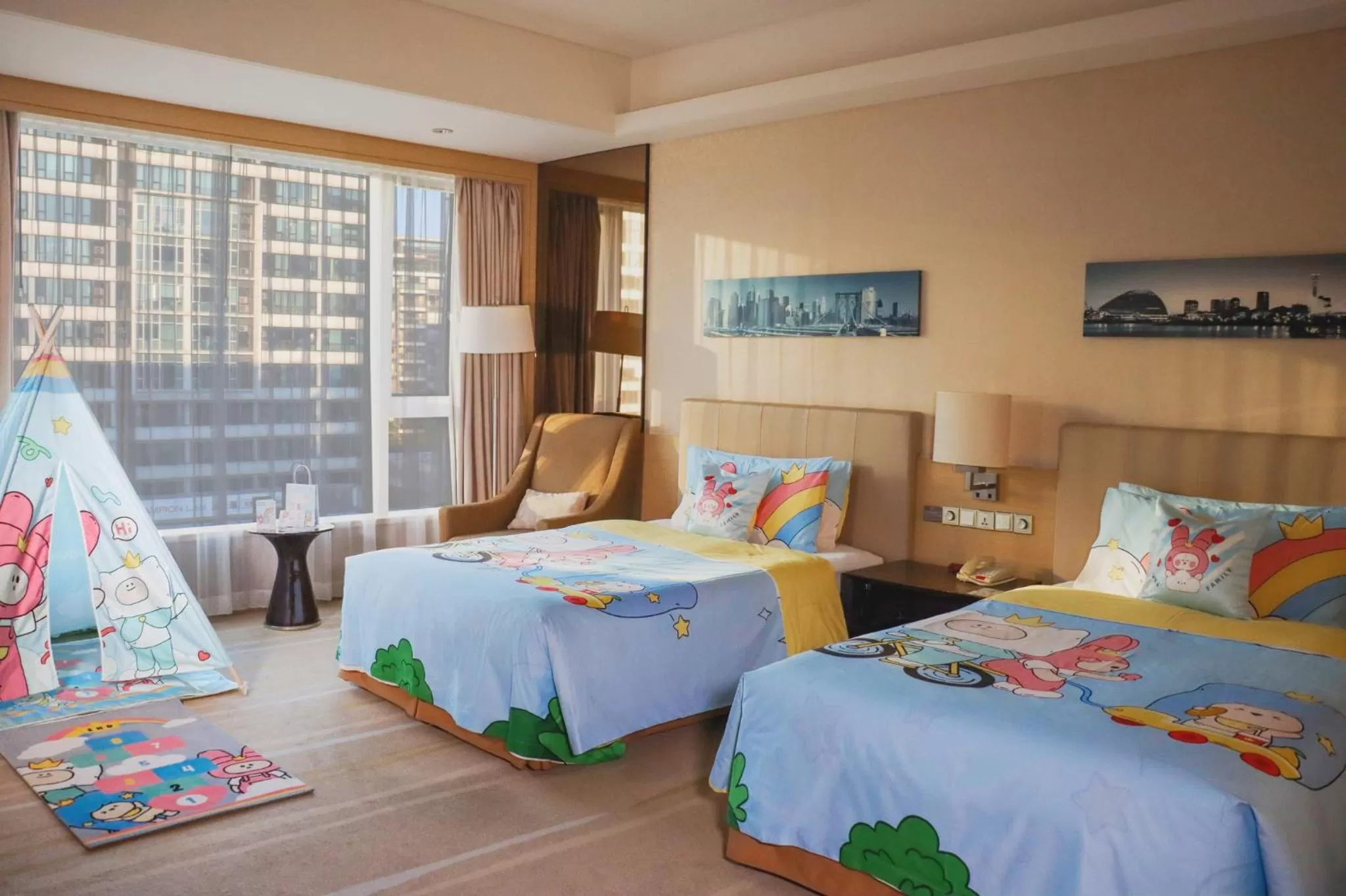 Photo of the whole room, Bed in Crowne Plaza Guangzhou Huadu by IHG - Free Shuttle bus between hotel to Exhibition Center During Canton Fair