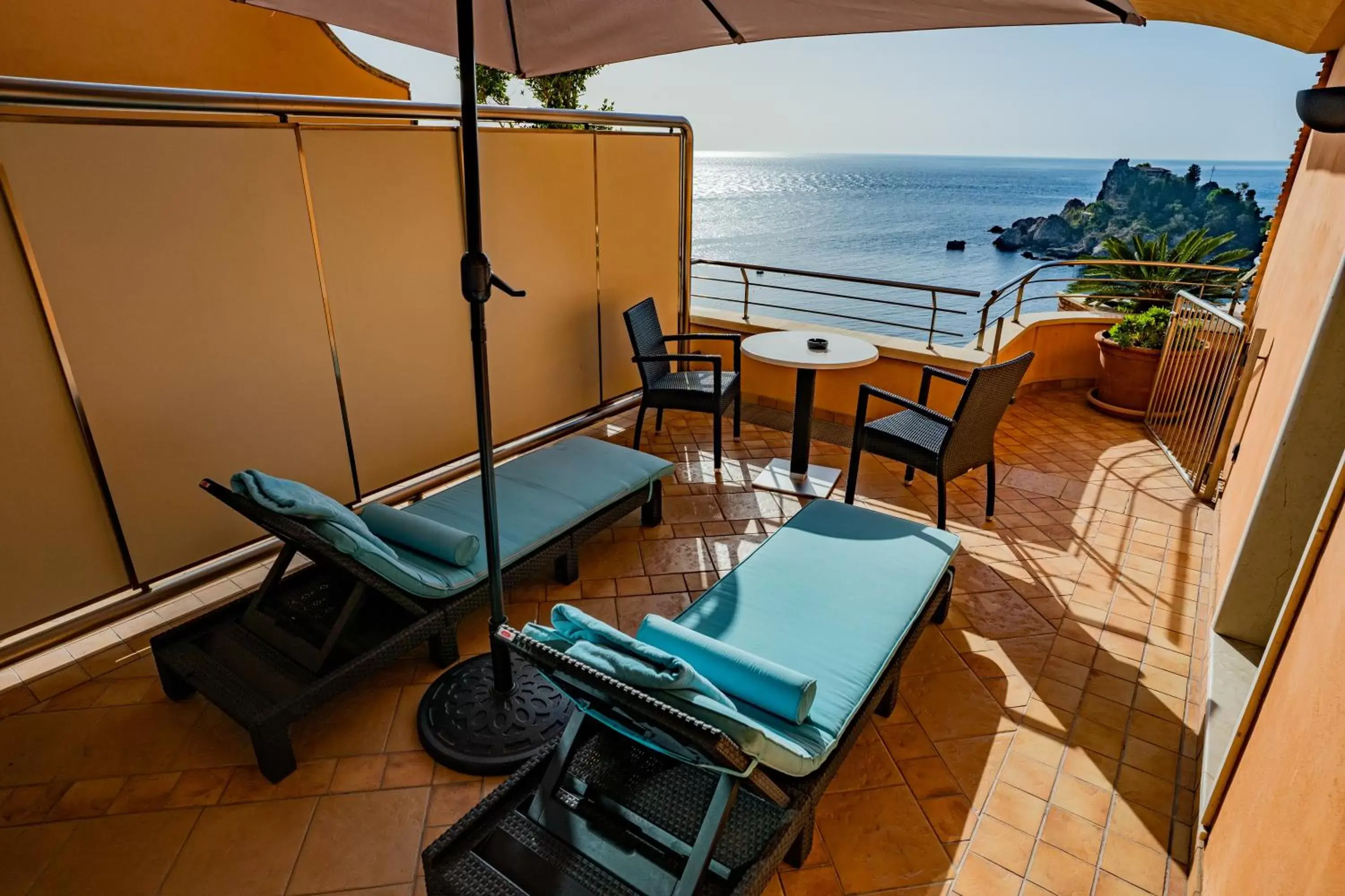 Patio in Taormina Panoramic Hotel