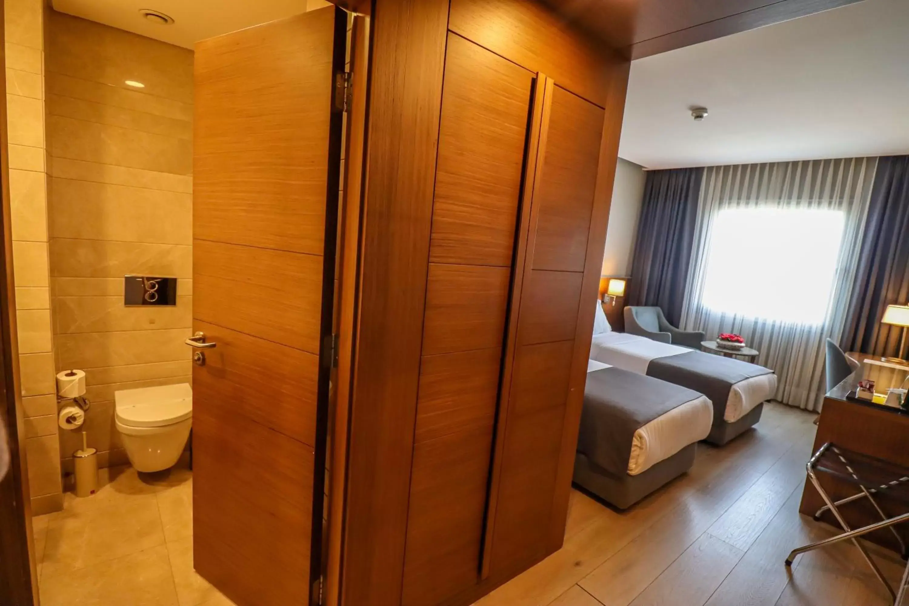 Massage, Bathroom in Holiday Inn Bursa - City Centre, an IHG Hotel