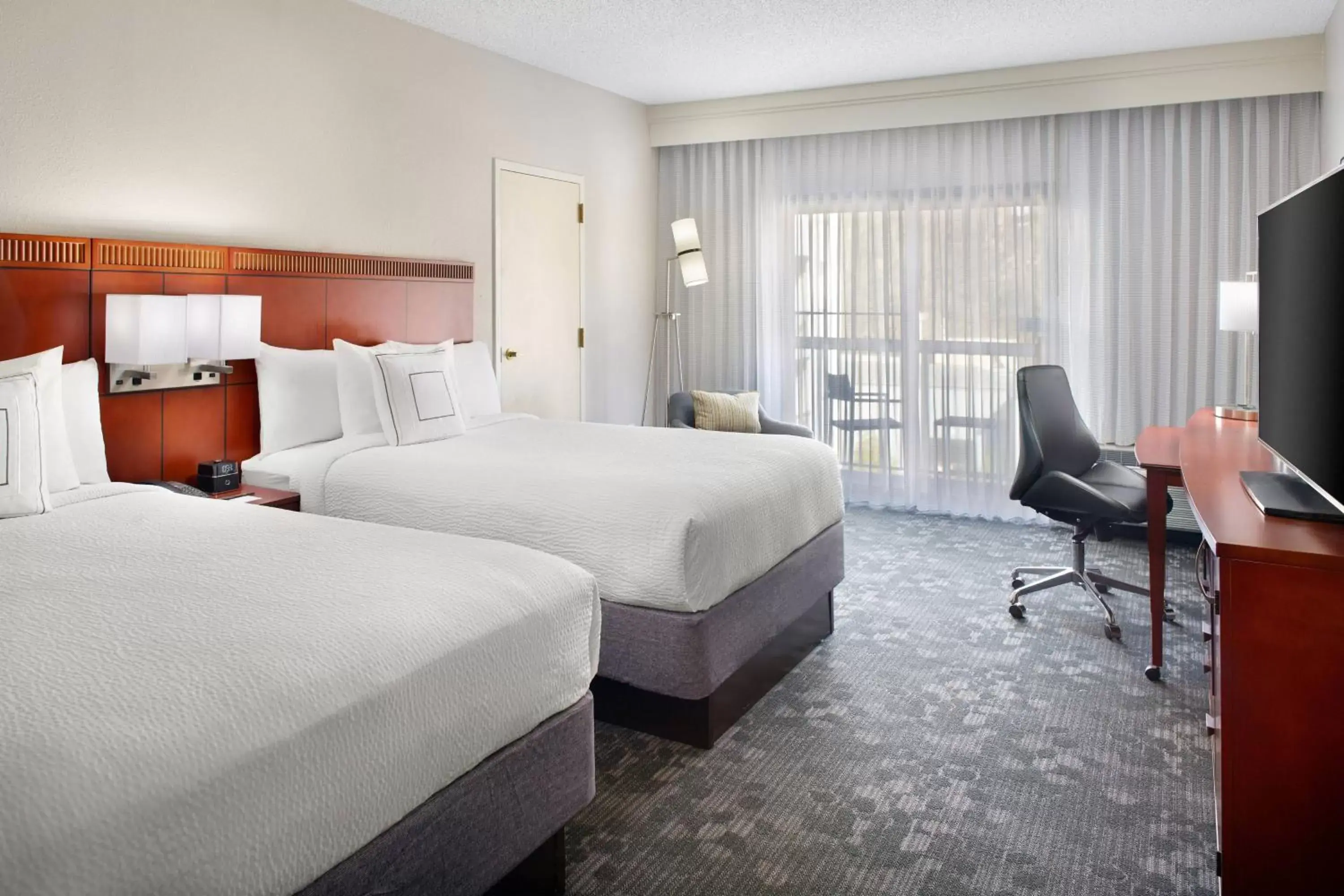 Photo of the whole room in Courtyard by Marriott Perimeter Center
