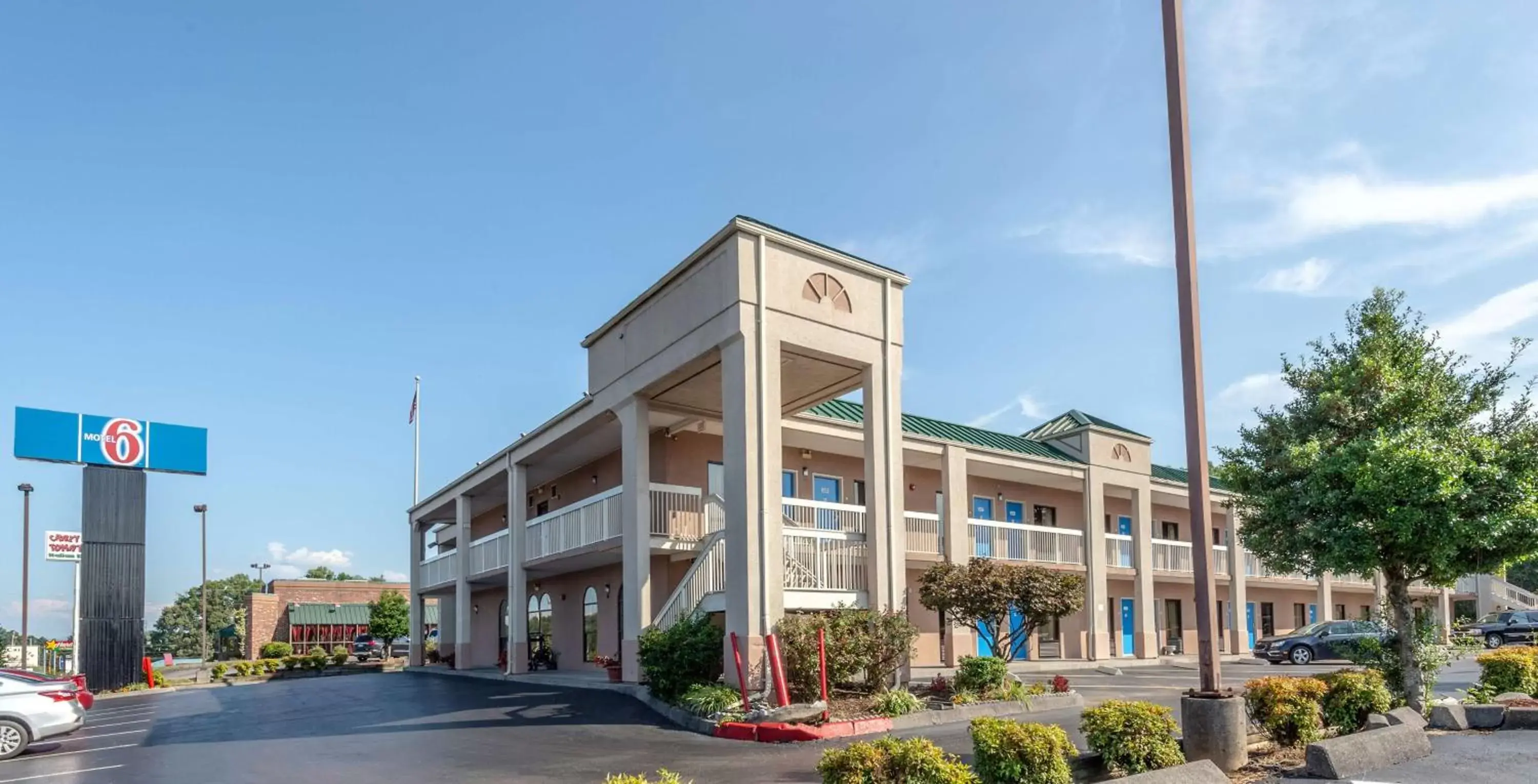 Property building in Motel 6-Kingsport, TN