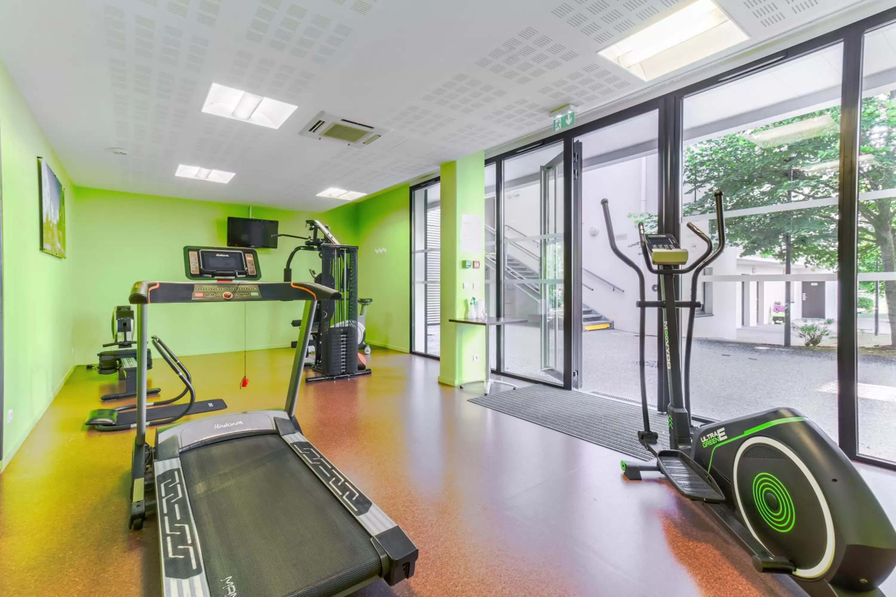 Fitness centre/facilities in All Suites Appart Hôtel - Pau - Zénith