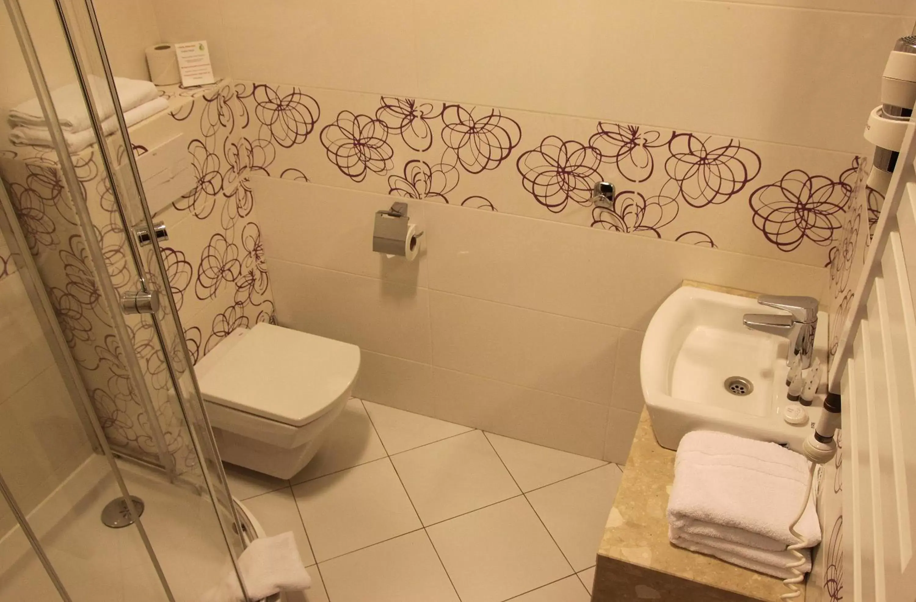 Bathroom in Hotel Arena Expo