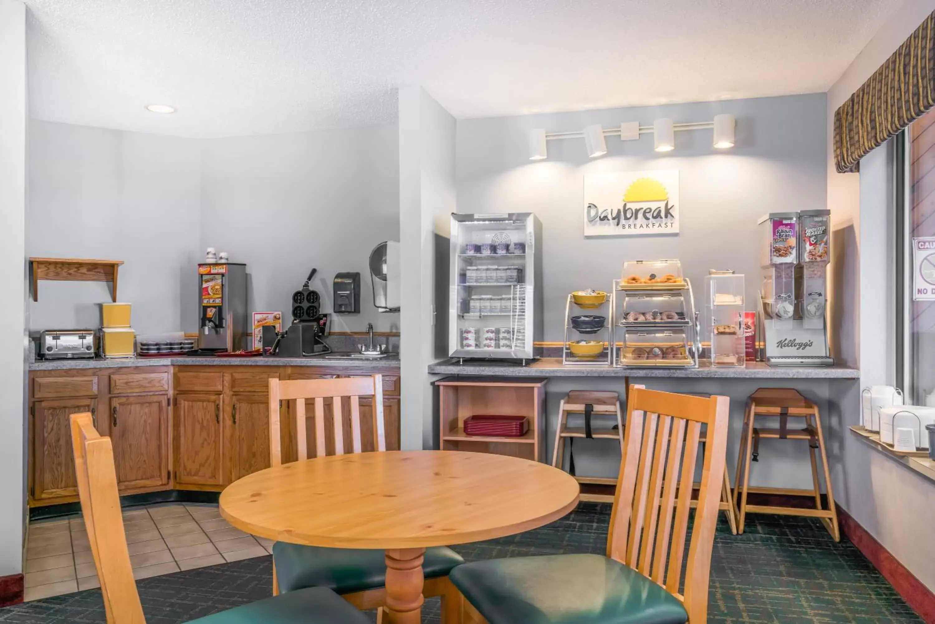 Continental breakfast, Restaurant/Places to Eat in Days Inn by Wyndham Hurley