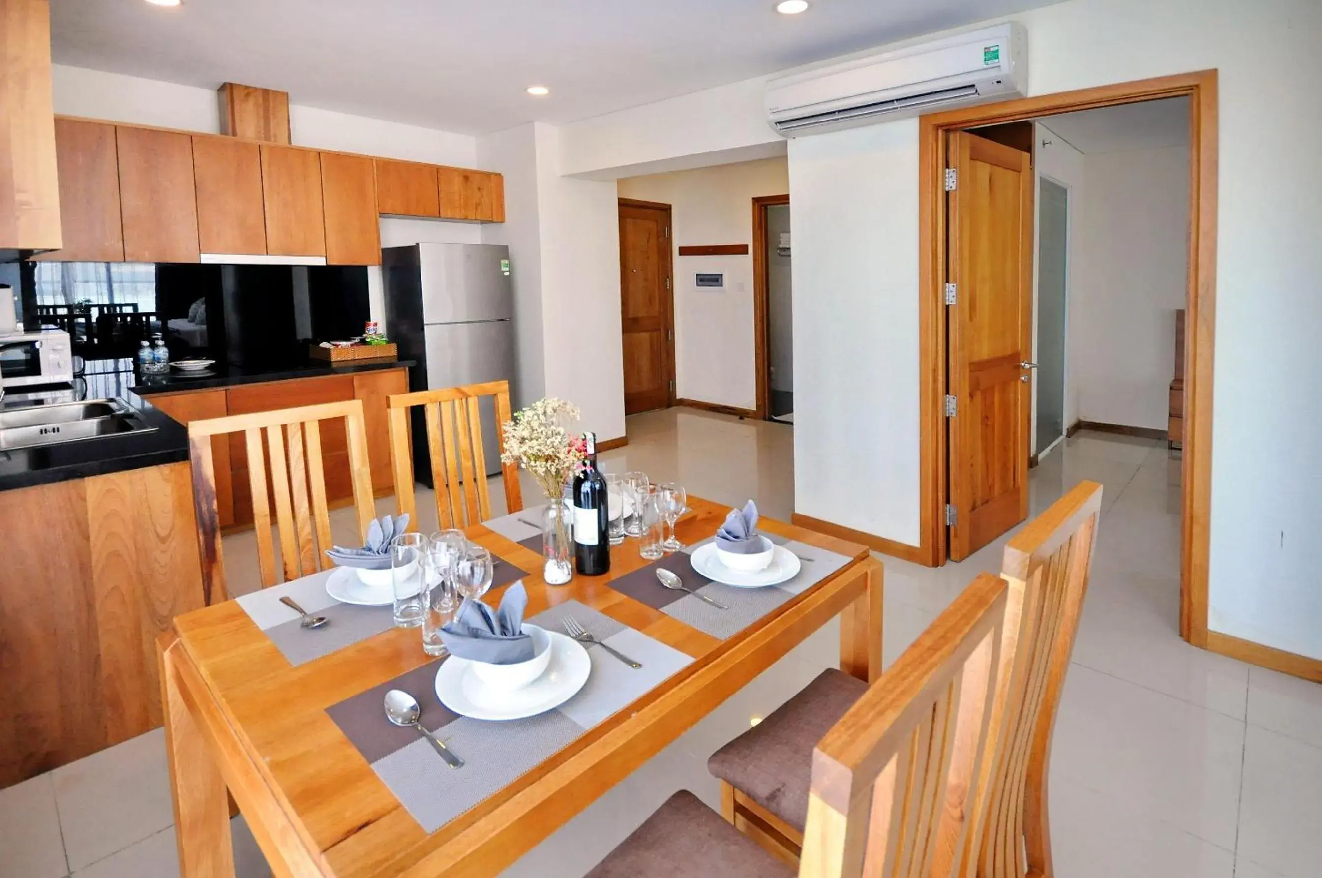 Dining Area in Holi Beach Hotel & Apartments