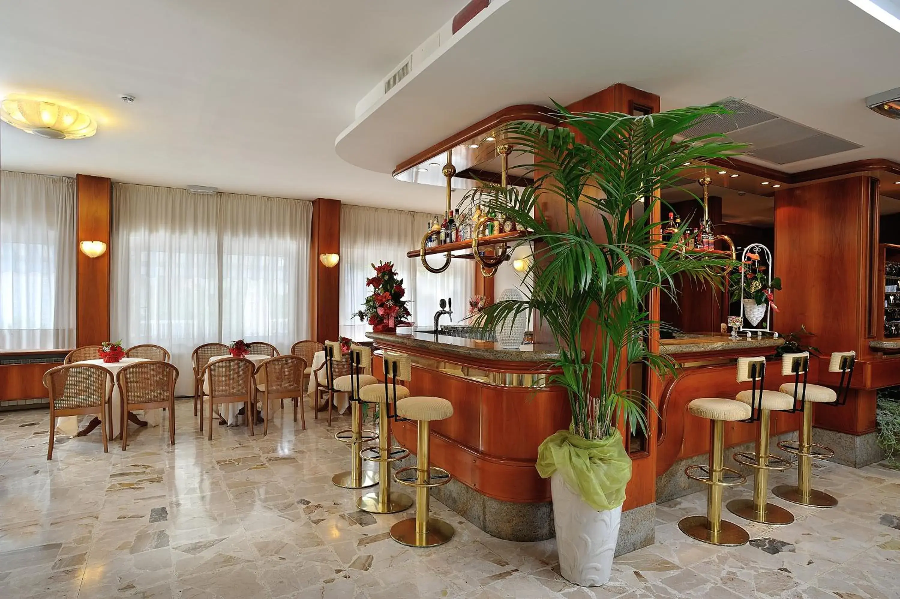 Lounge or bar, Restaurant/Places to Eat in Hotel Corallo