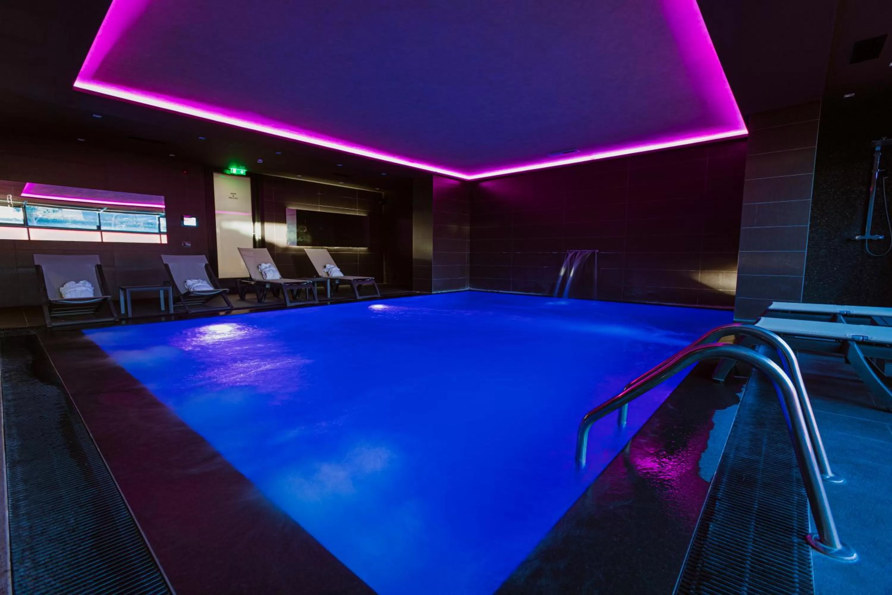 Swimming pool in Privilege Hotel & Spa