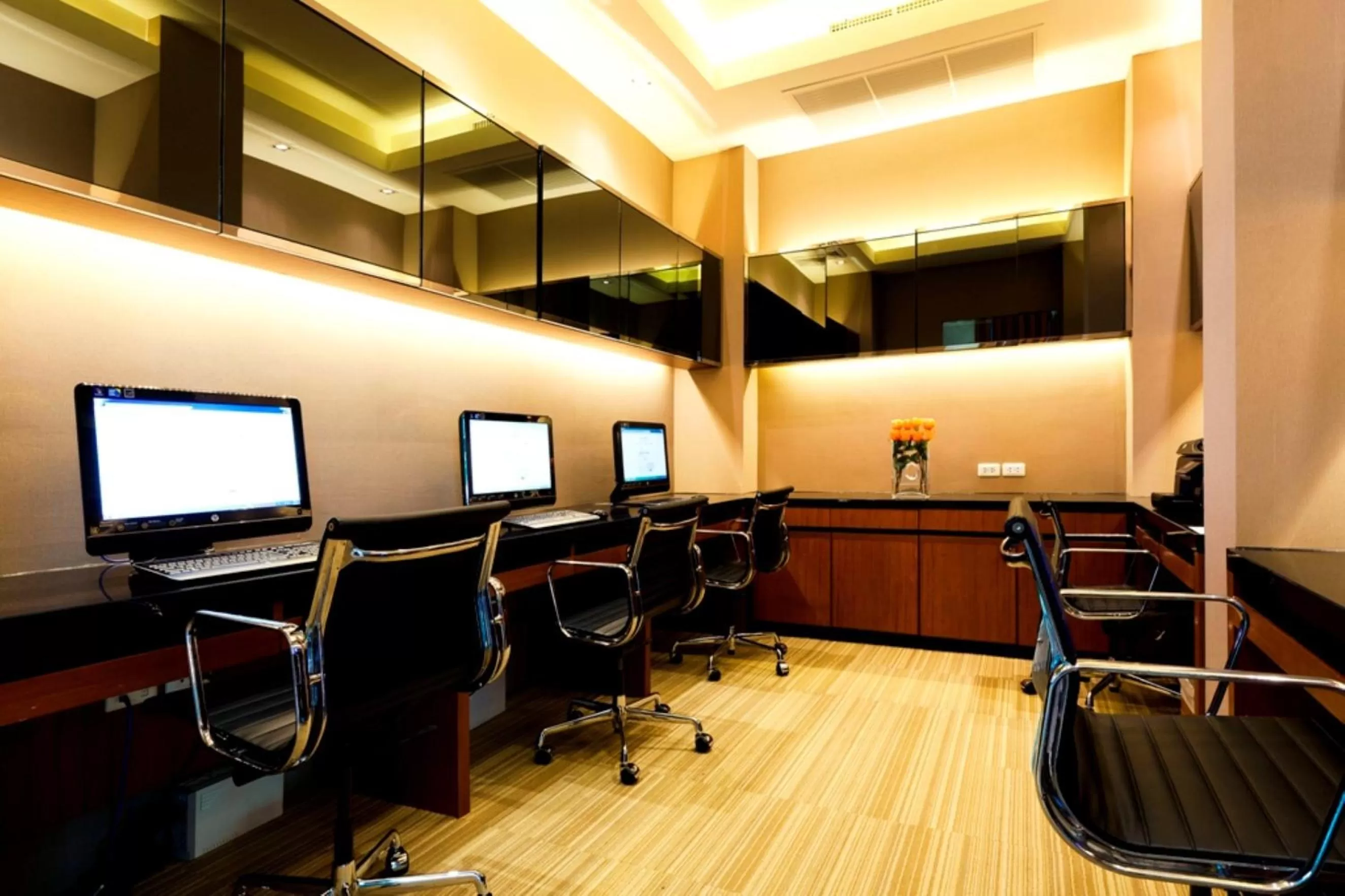 Business facilities in Royal Princess Larn Luang - SHA Extra Plus