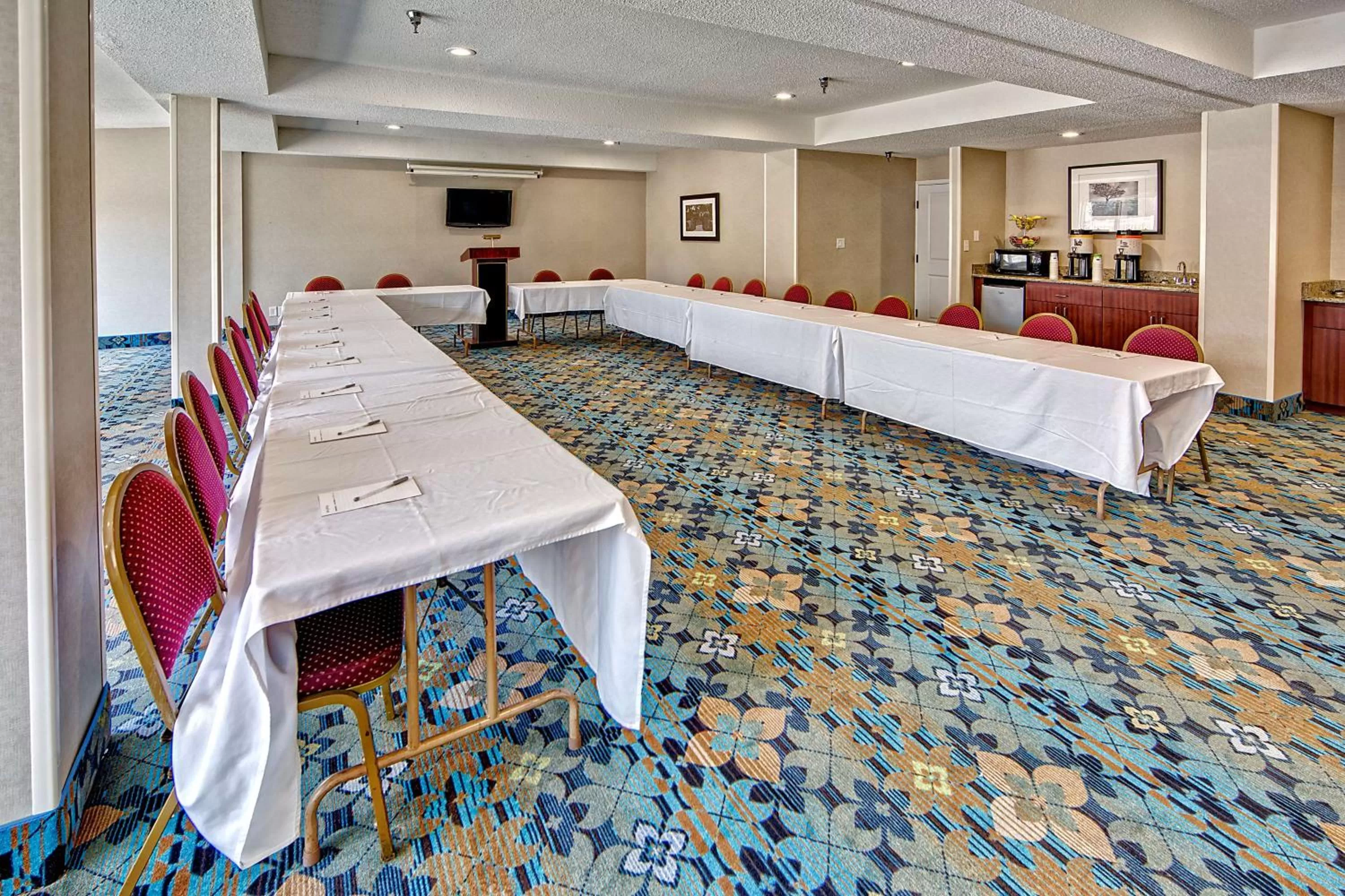 Meeting/conference room in Hampton Inn Laurinburg