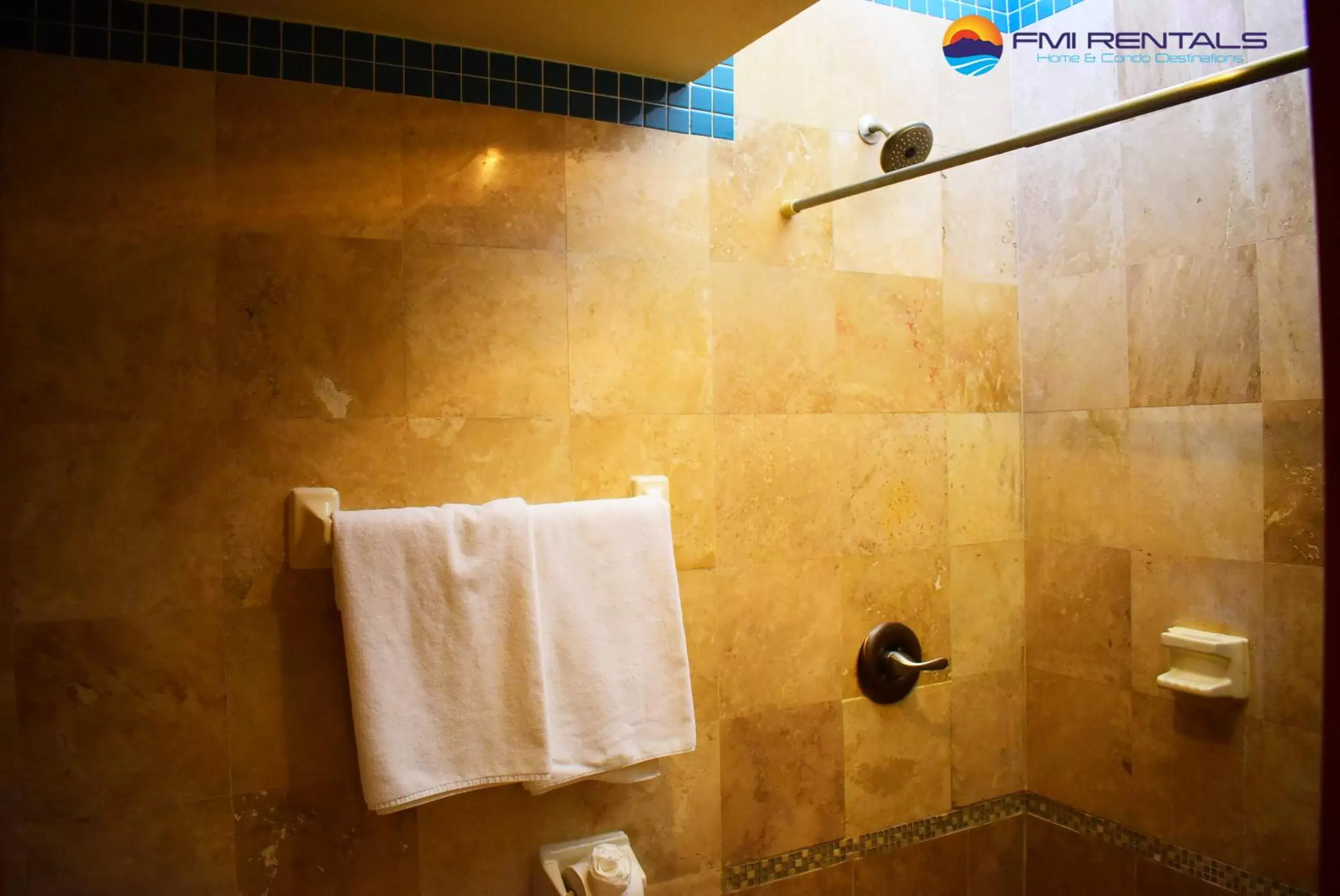 Shower, Bathroom in Marina Pinacate Villa-08